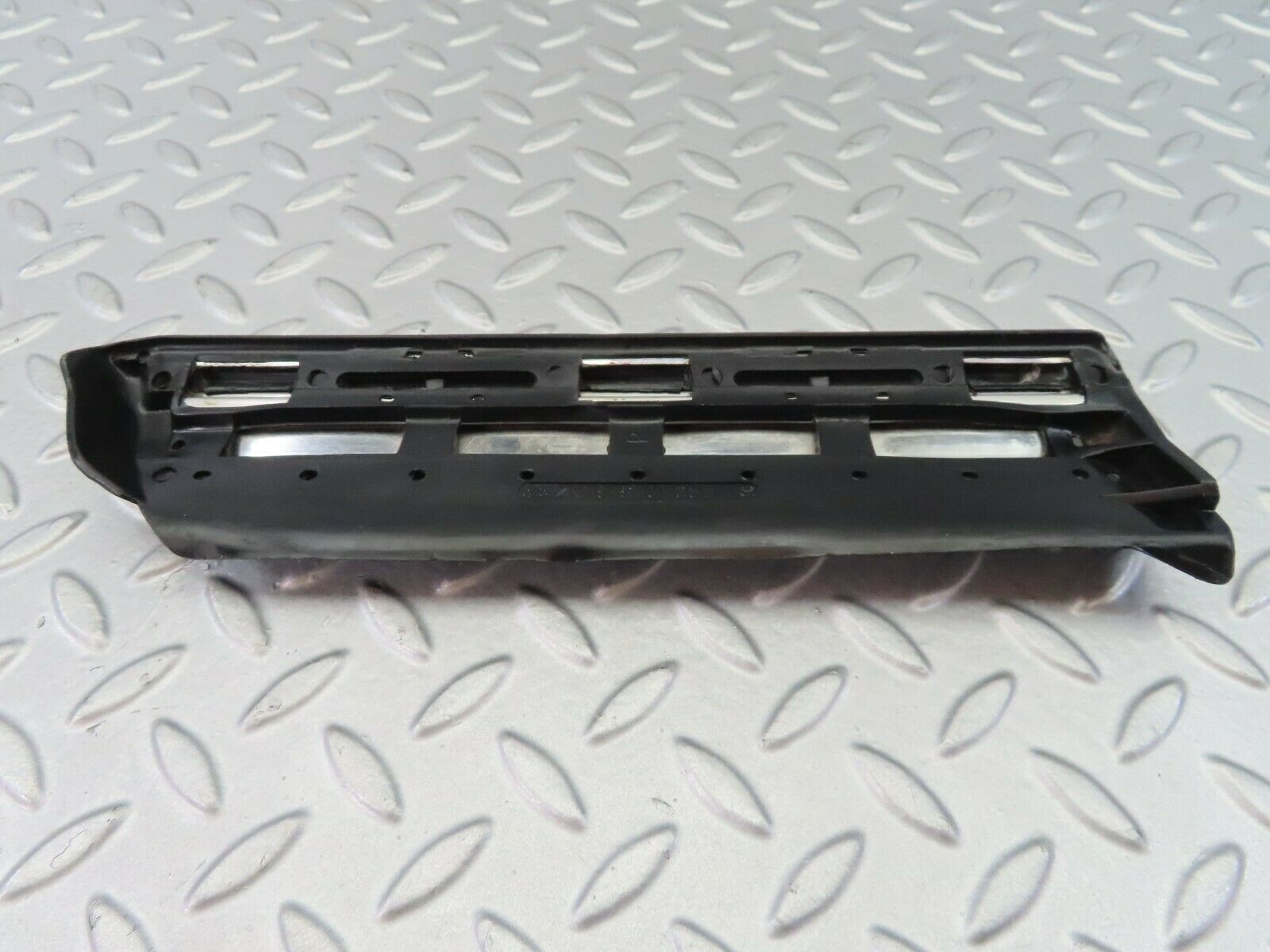 7506 Mercedes-Benz S123 230TE Wagon Front Right Fender Wing Lower Trim