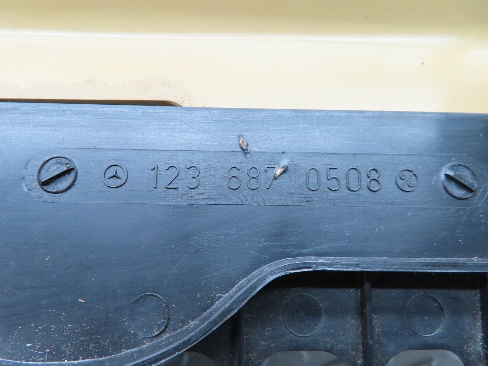 21148 Mercedes-Benz W123 230E Under Dash Panel Left Side Beige 1236892708