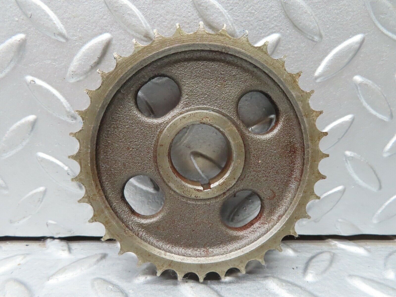 17719 Mercedes-Benz W116 450SEL Camshaft Timing Gear Sprocket 1160520601