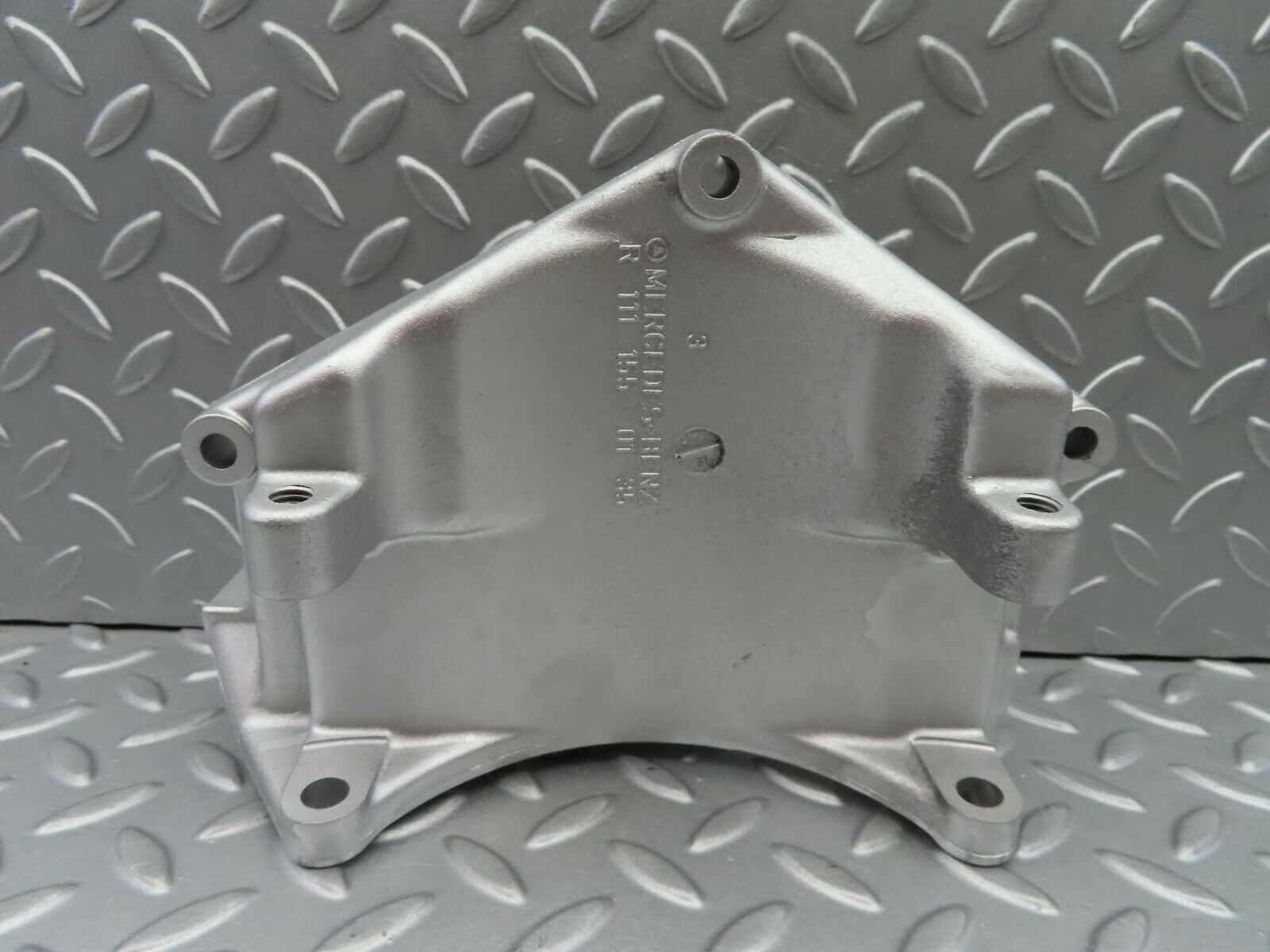 6806 Mercedes-Benz S124 E220 Wagon AC Compressor Support Bracket 1111550135