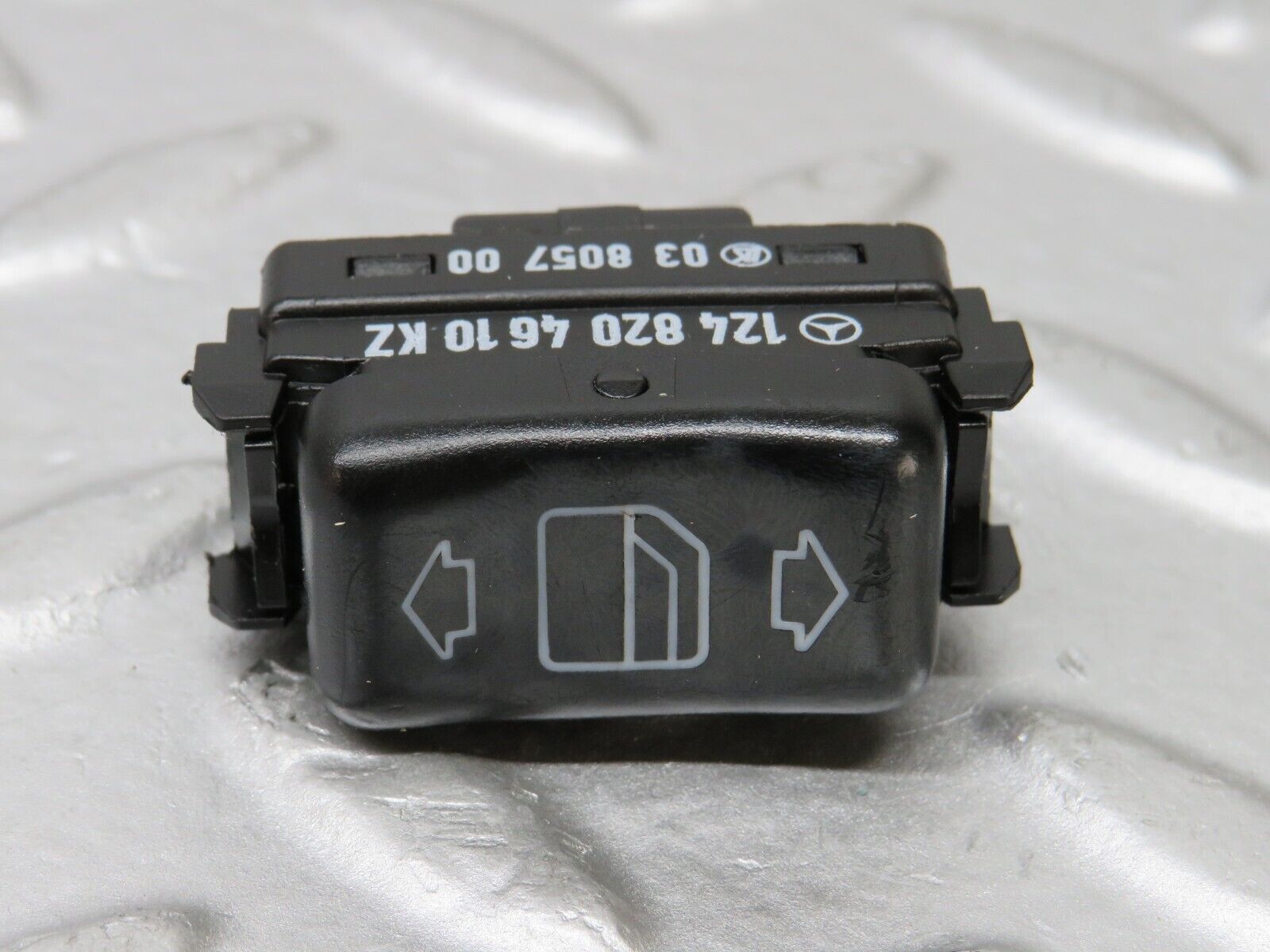 36914 Mercedes-Benz C126 420SEC Coupe Electric Window Switch Left 1248204610