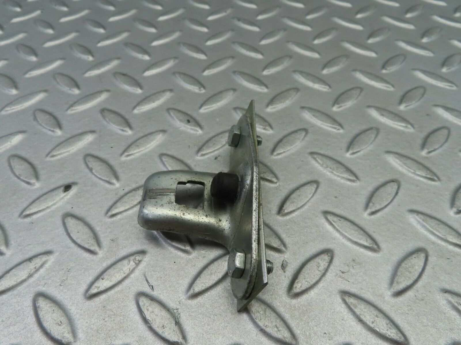 6024 Mercedes-Benz W123 200 Trunk Lock Latch