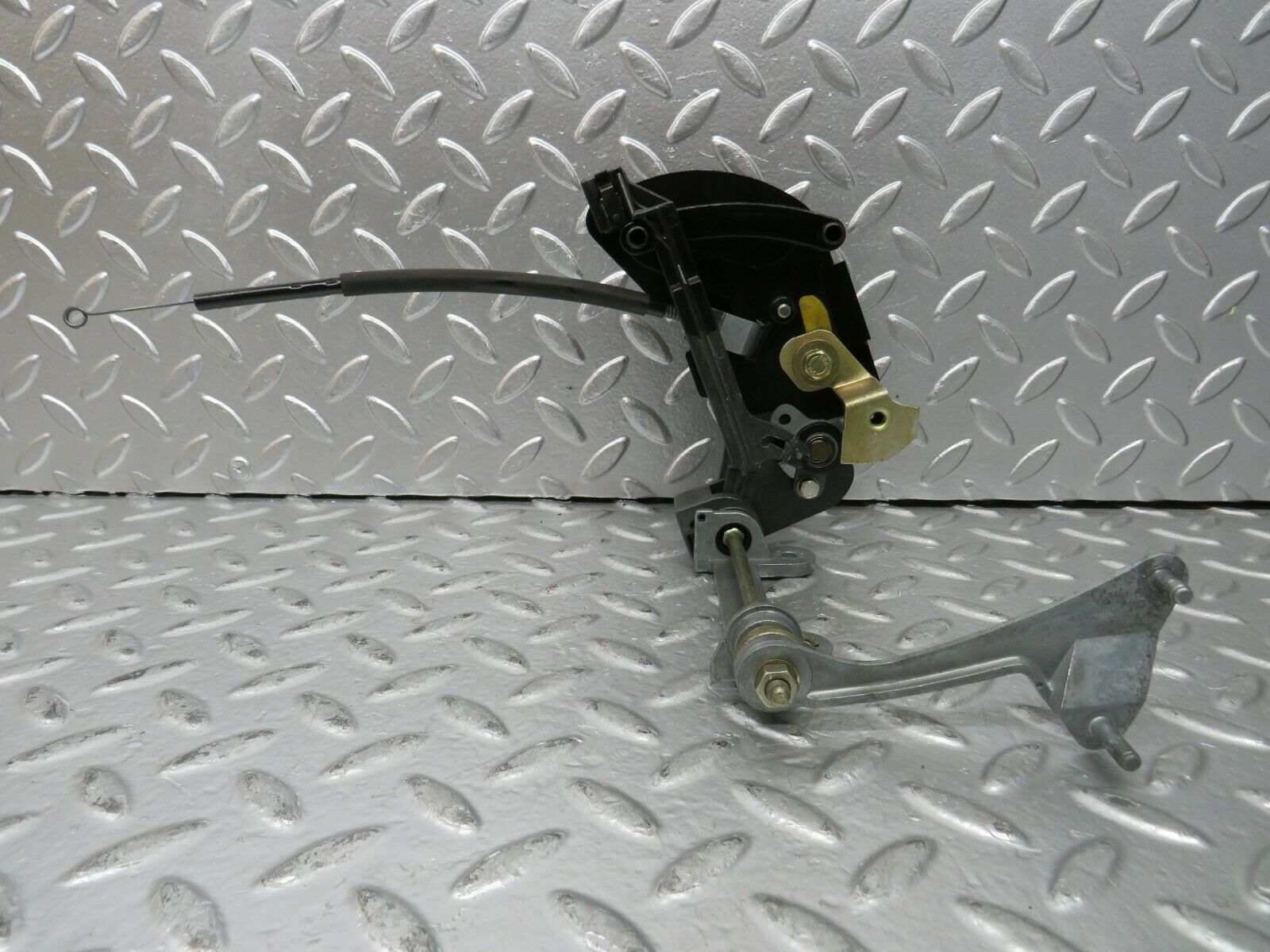 23363 Mercedes-Benz W116 350SE Heater Control