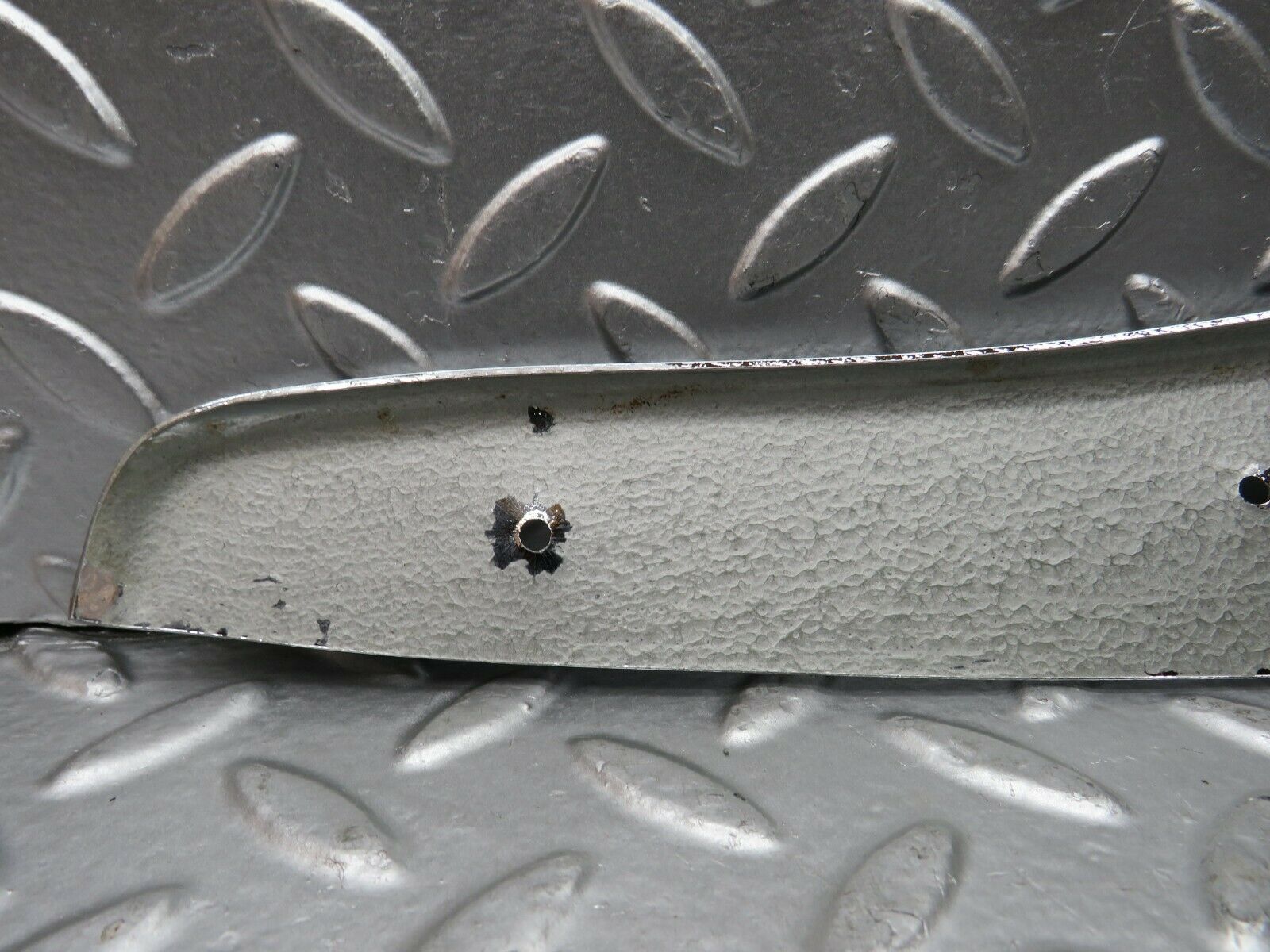 22744 Mercedes-Benz C107 450SLC Coupe Door Moulding Trim Chrome Left Side