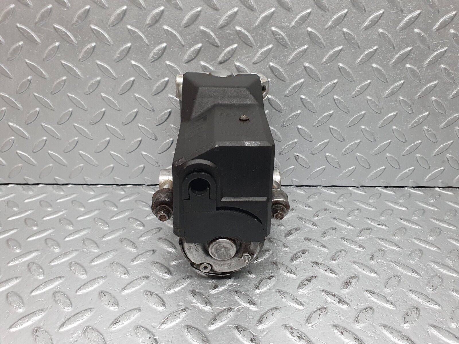 41158 Mercedes-Benz W126 300SE ABS Brake Pump Bosch 0265200043 0332002171 0015426719