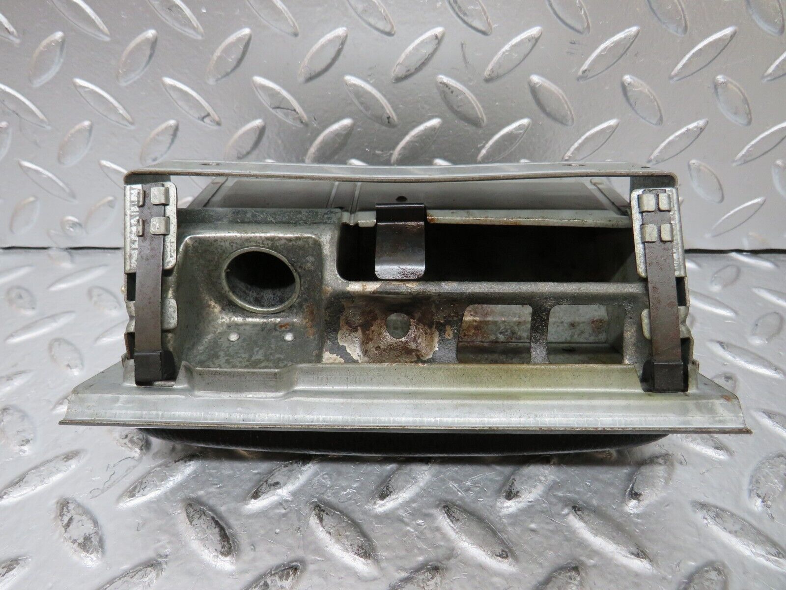 26196 Mercedes-Benz W116 450SE Centre Console Ashtray