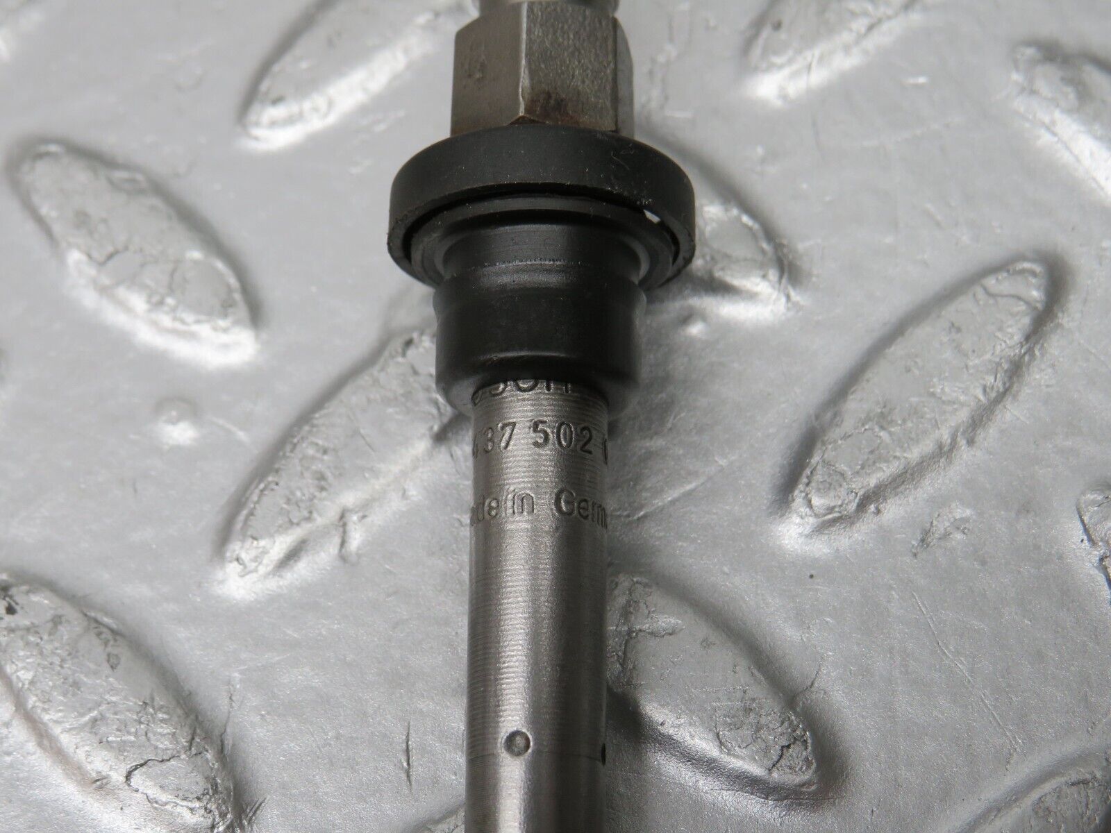 32708 Mercedes-Benz S124 300TE Wagon Fuel Injector Bosch 0437502010