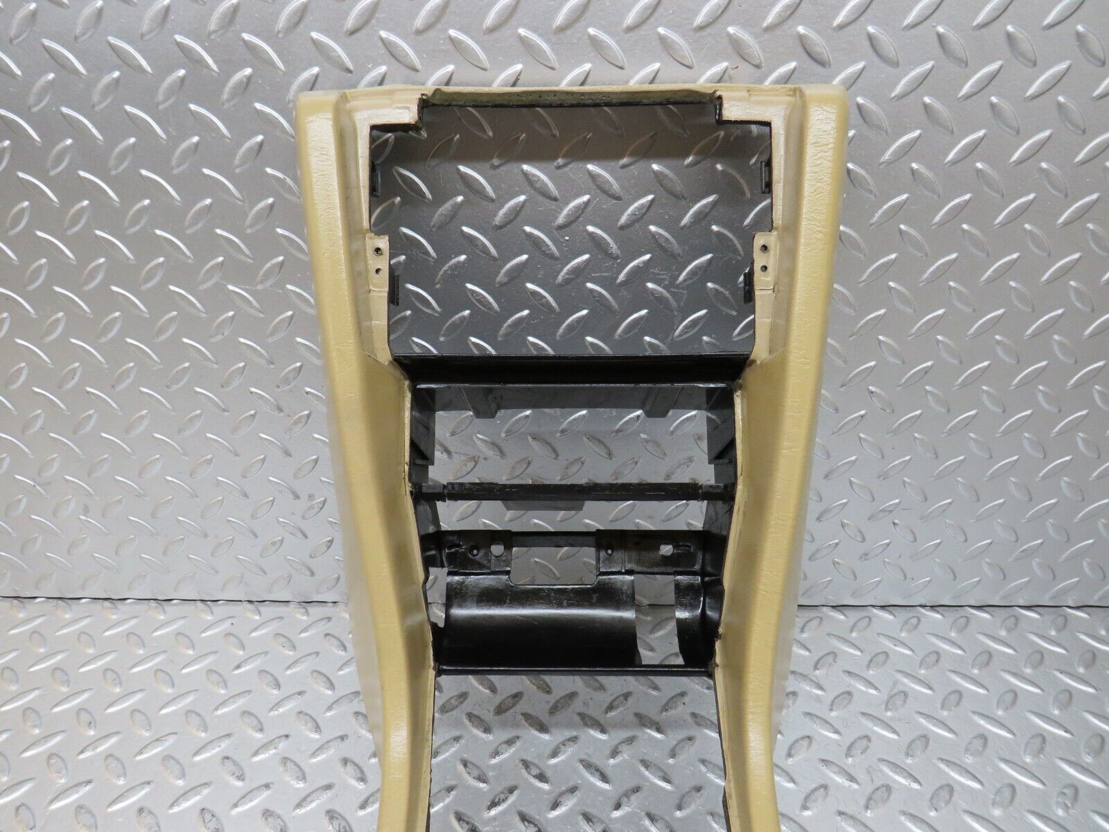 28912 Mercedes-Benz C124 320CE Coupe Centre Console Beige