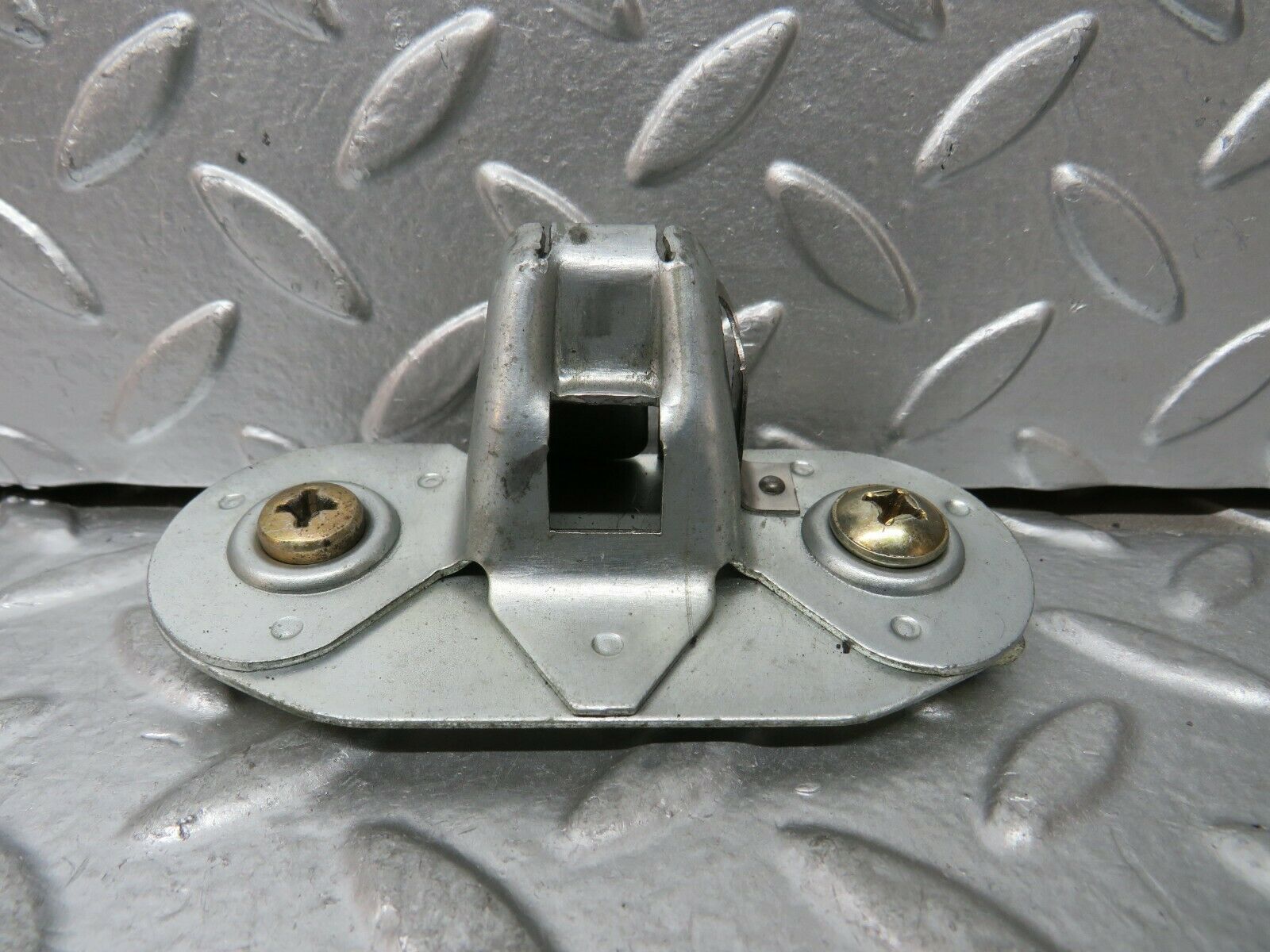 23588 Mercedes-Benz W114 280E Trunk Lock Latch