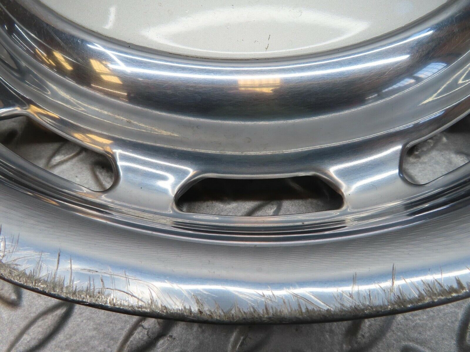 12404 Mercedes-Benz W108 280SE 3.5 Vintage Wheel Trim Hub Cap 14