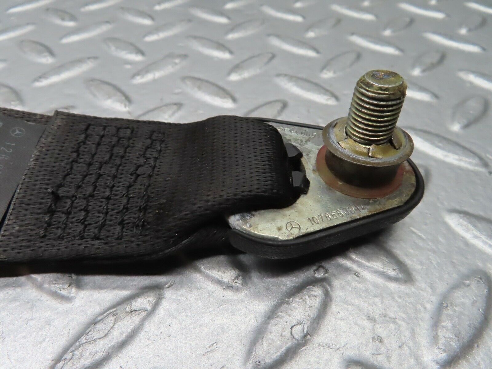 21593 Mercedes-Benz W126 300SE Front Left Seat Belt With Buckle 1268603986