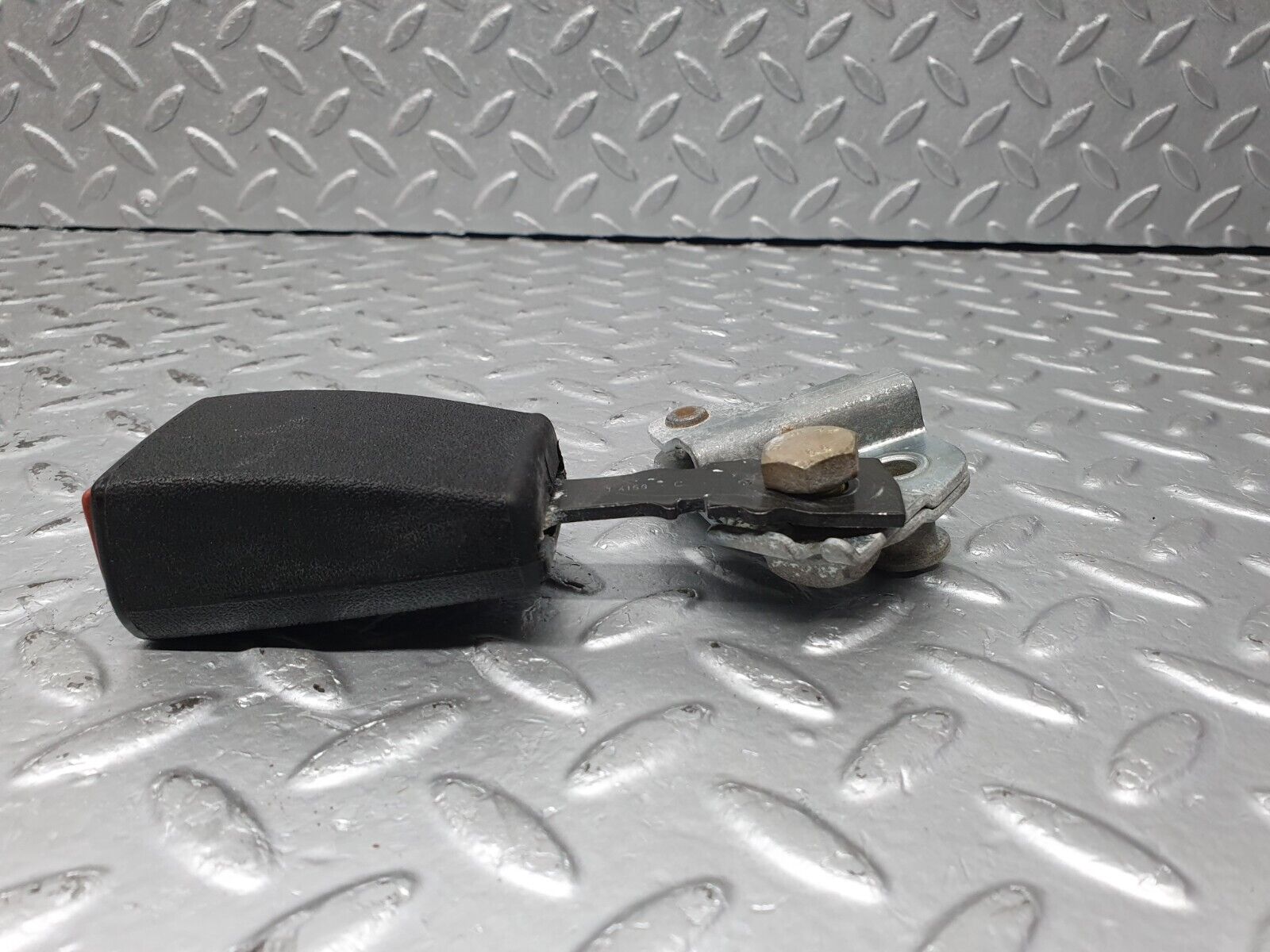 41270 Mercedes-Benz W126 300SE Front Right Seat Belt With Buckle 1268604086 126868001