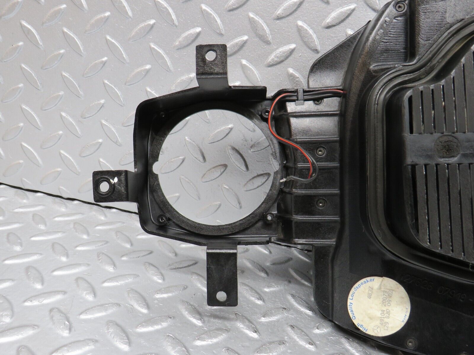 38445 Mercedes-Benz R129 280SL Coupe Left Door Speaker 1298200902