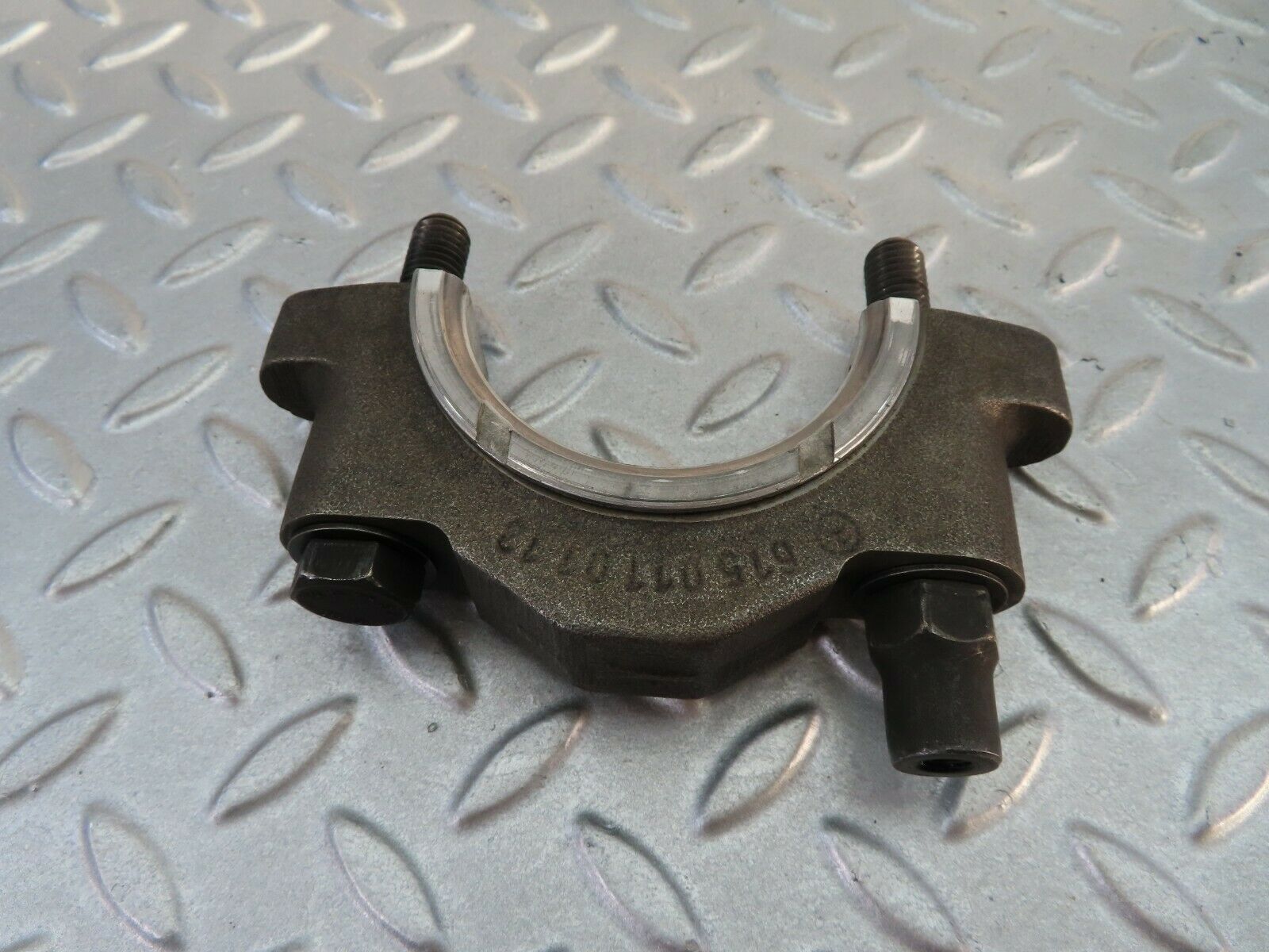 8028 Mercedes-Benz W115 220D Crankshaft Bearing Holder Block 6150110113