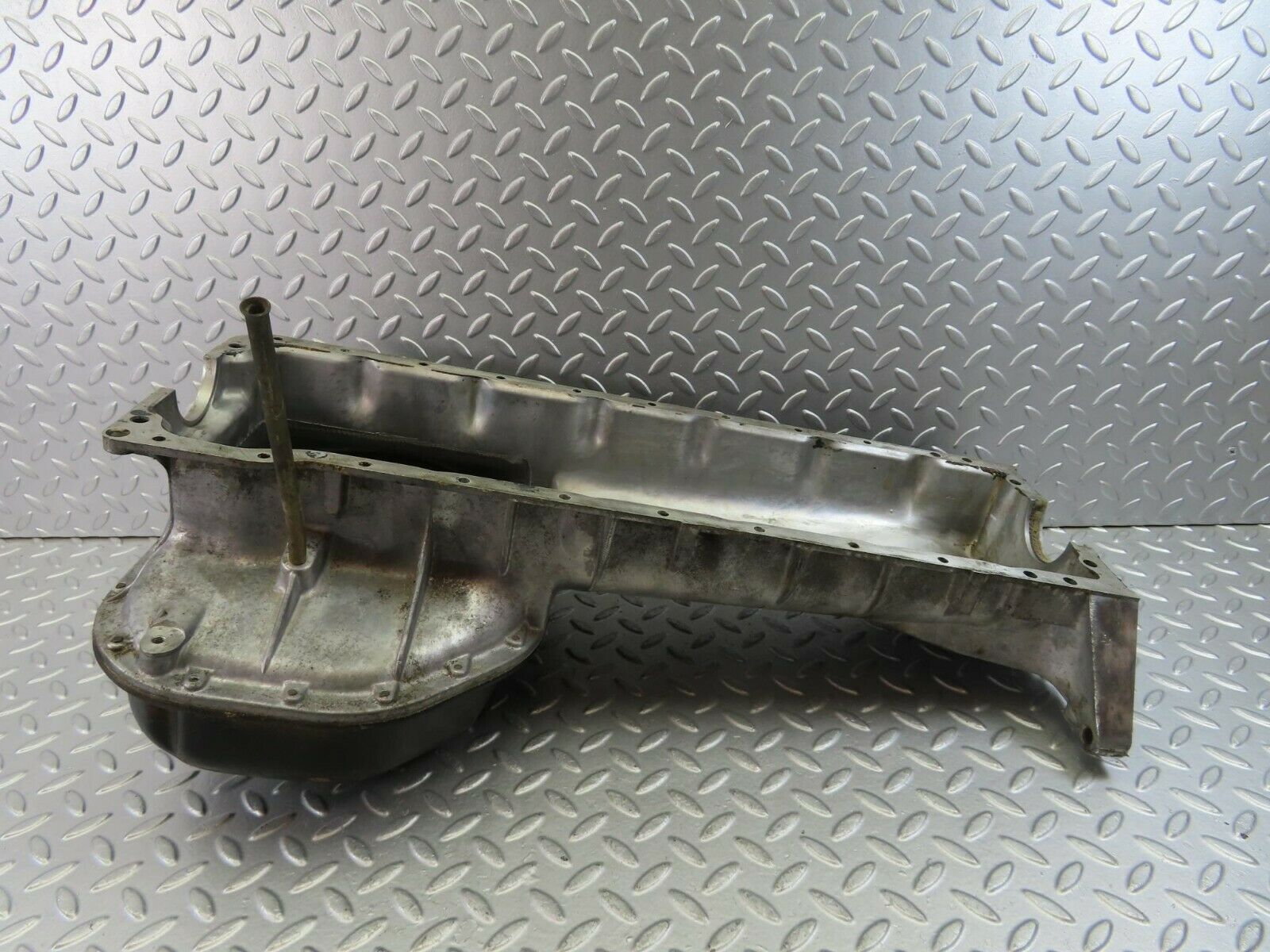 10191 Mercedes-Benz W108 Oil Pan Oil Sump 1080140302