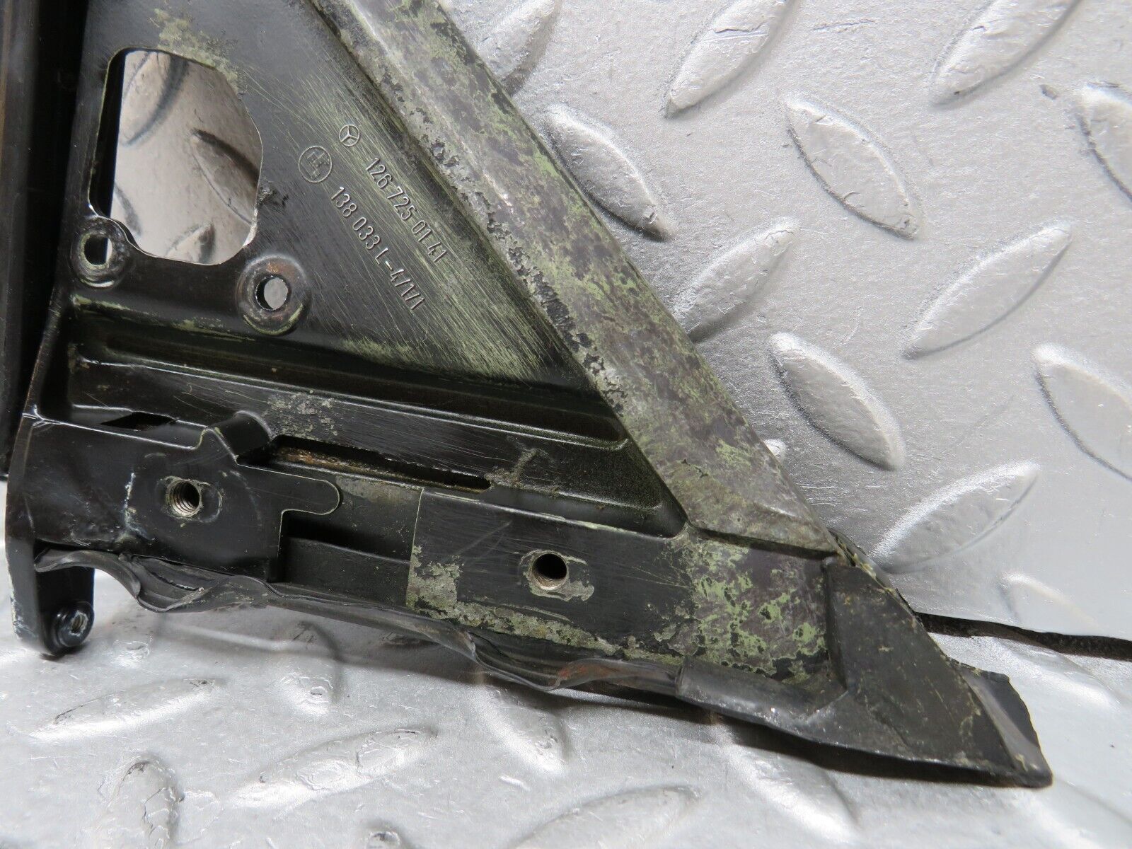 36971 Mercedes-Benz C126 420SEC Coupe Mirror Mounting Triangle Left 1267250141