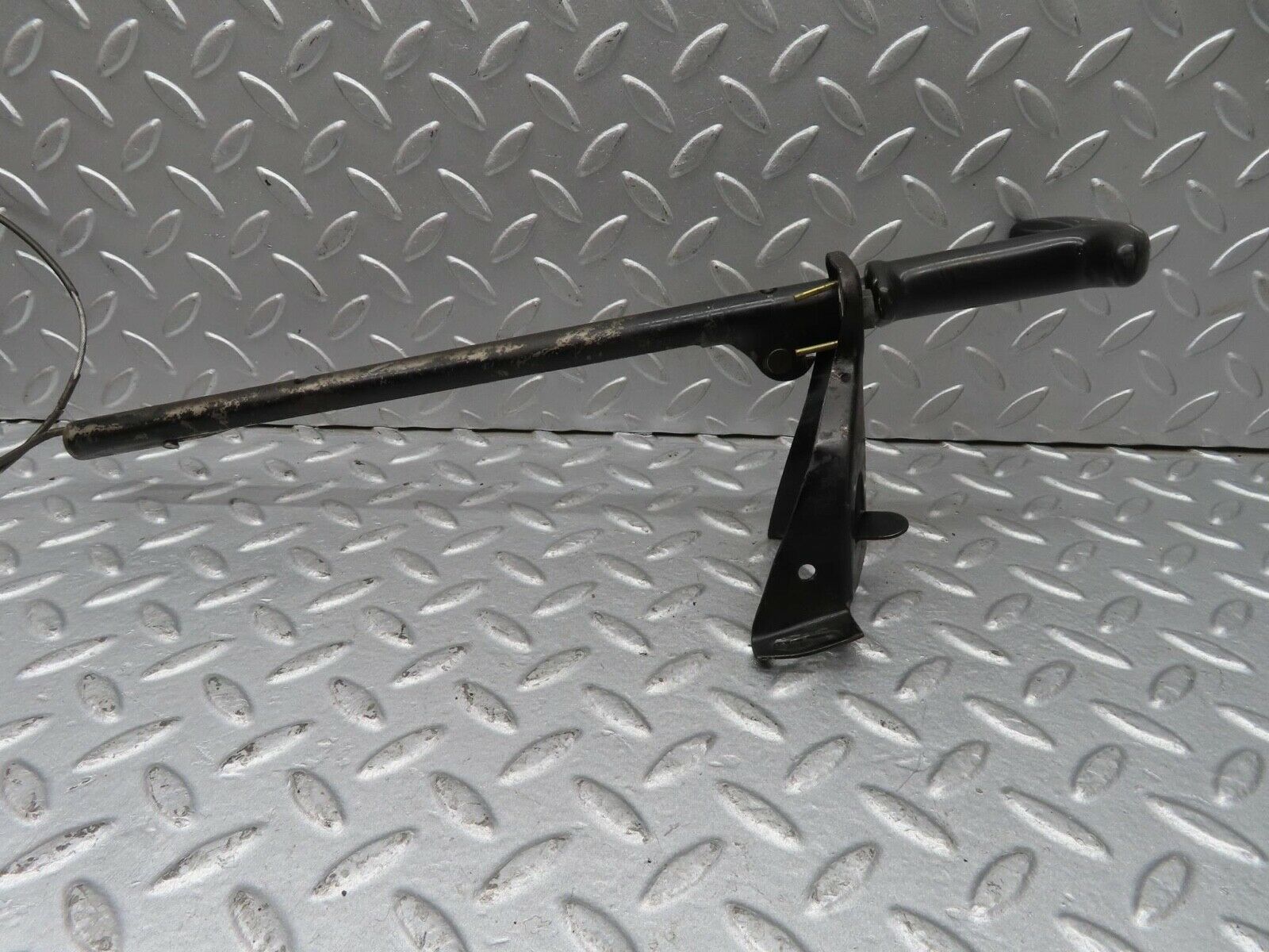 13332 Mercedes-Benz W111 220S Handbrake Handle Lever With Cable