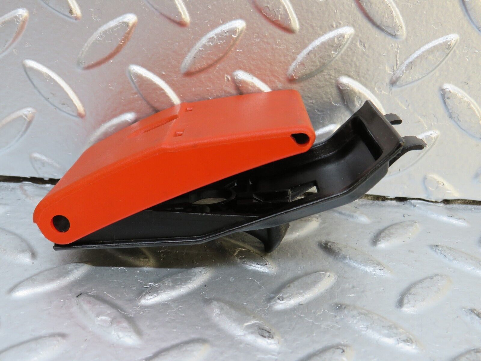 29435 Mercedes-Benz W124 230E Hood Opener Bonnet Opener Release