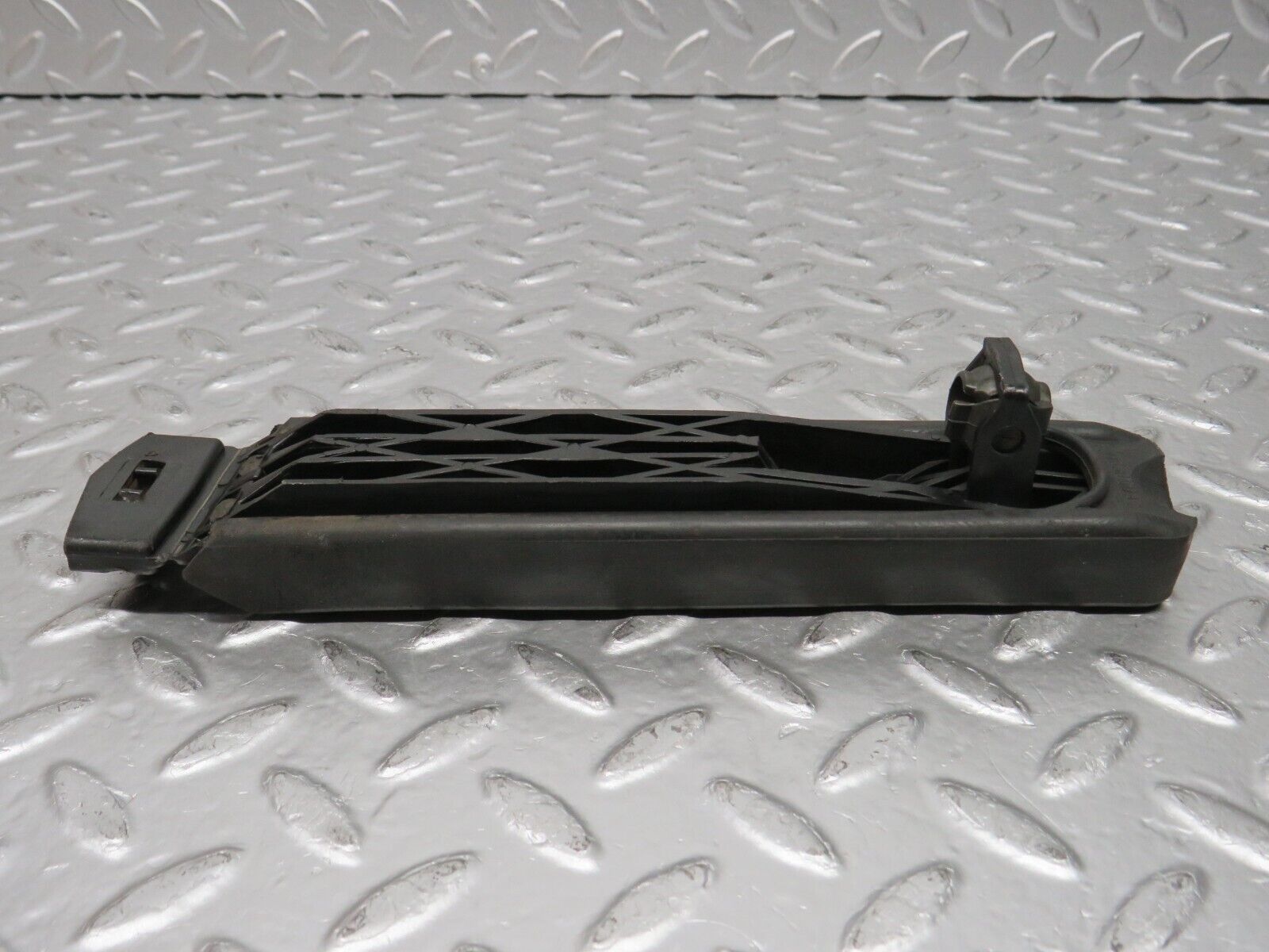 31125 Mercedes-Benz W123 200D Accelerator Pedal With Rubber 1163010182
