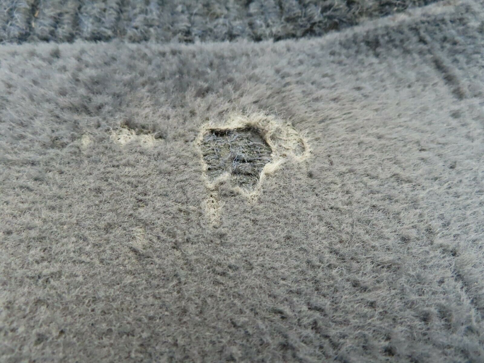 6653 Mercedes-Benz S124 E220 Wagon Front Right Driver Side Floor Carpet