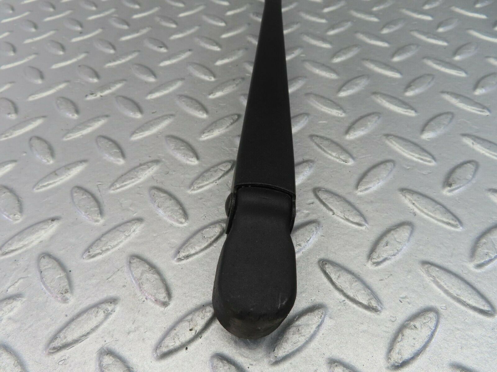 10001 Mercedes-Benz C123 230CE Coupe Wiper Arm Bosch Left 3399990553