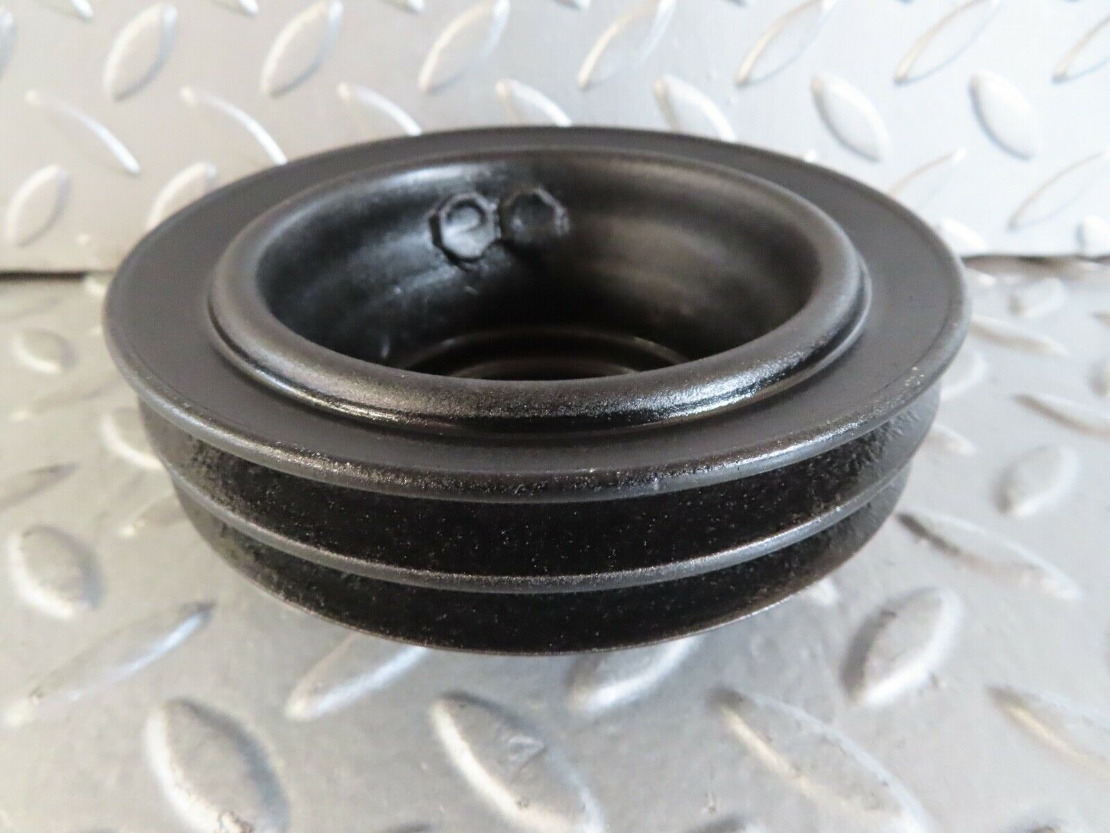 17799 Mercedes-Benz W116 450SEL Water Pump Pulley