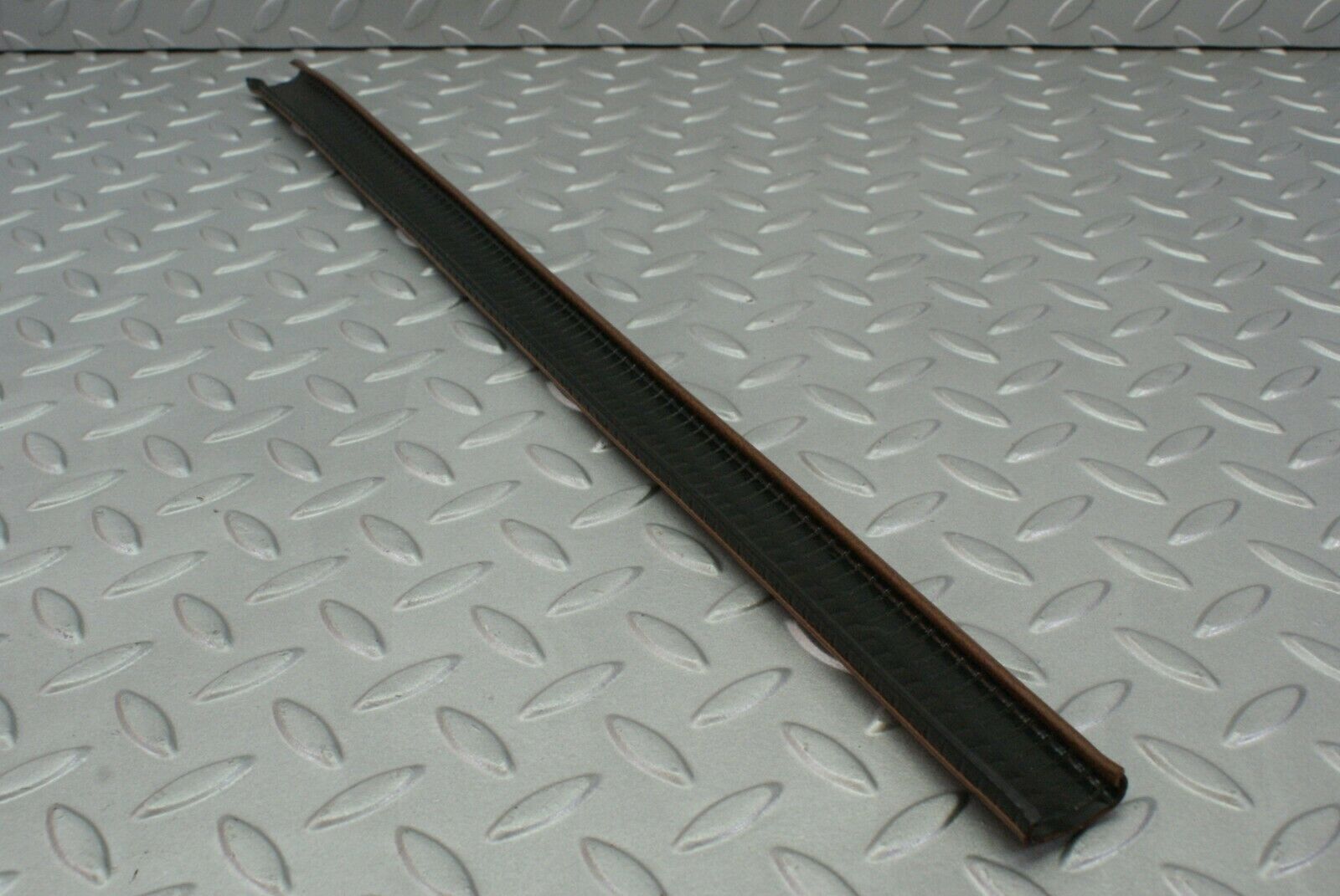 3022 Mercedes-Benz W116 350SE Interior Door Seal Window Sealant