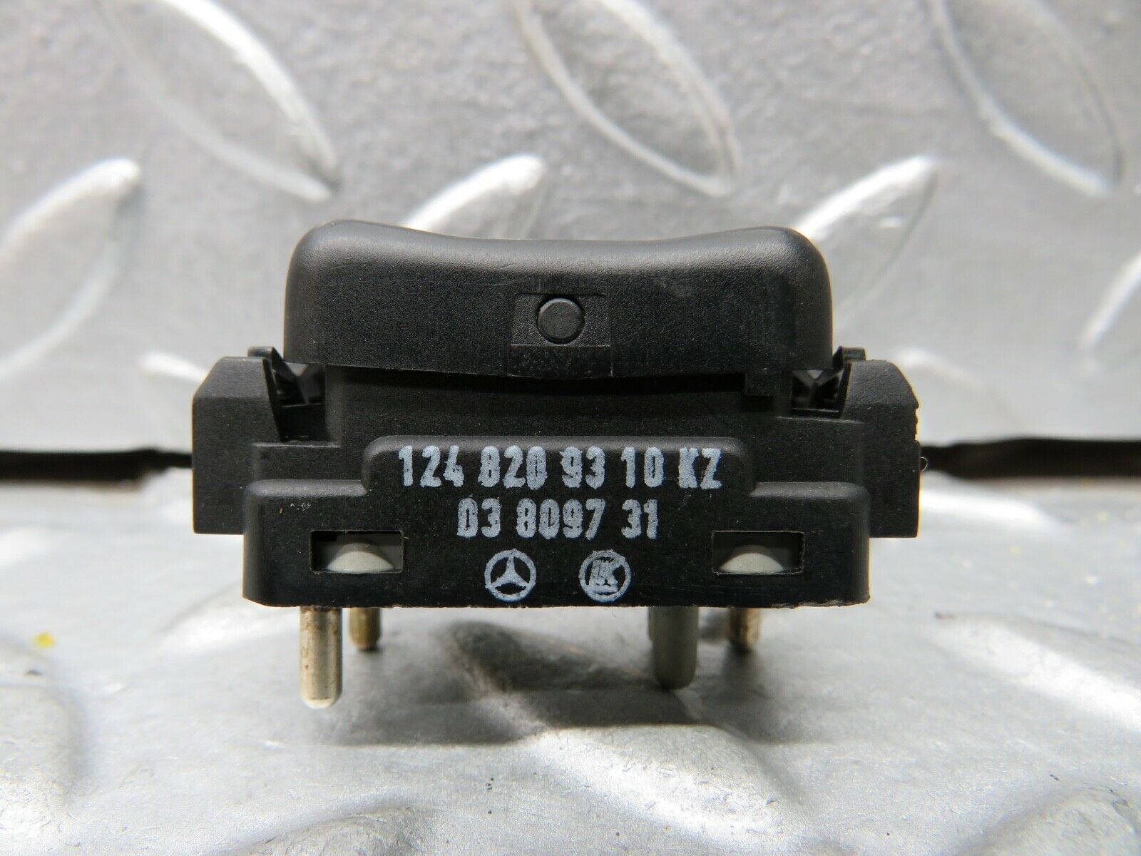 21880 Mercedes-Benz W124 Electric Window Switch Left Side 1248209310