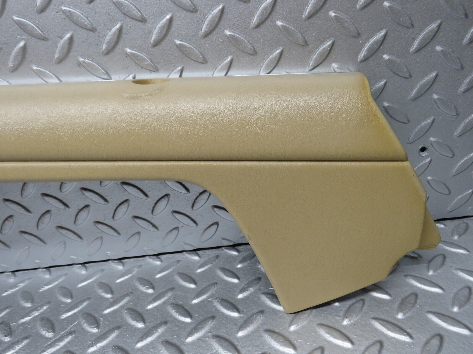 36859 Mercedes-Benz C126 420SEC Right Door Card Top Panel Beige 1267270870 1267270288