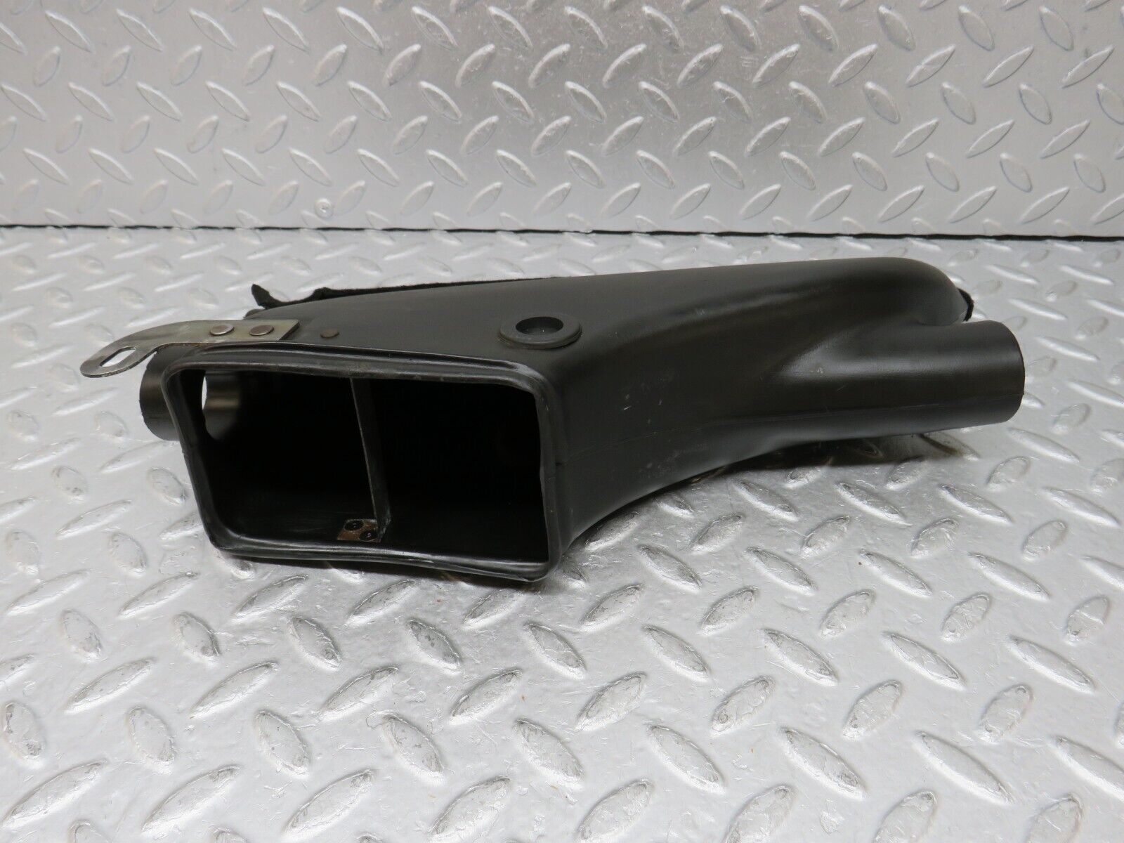 35820 Mercedes-Benz W108 Dashboard Air Vent Duct Left