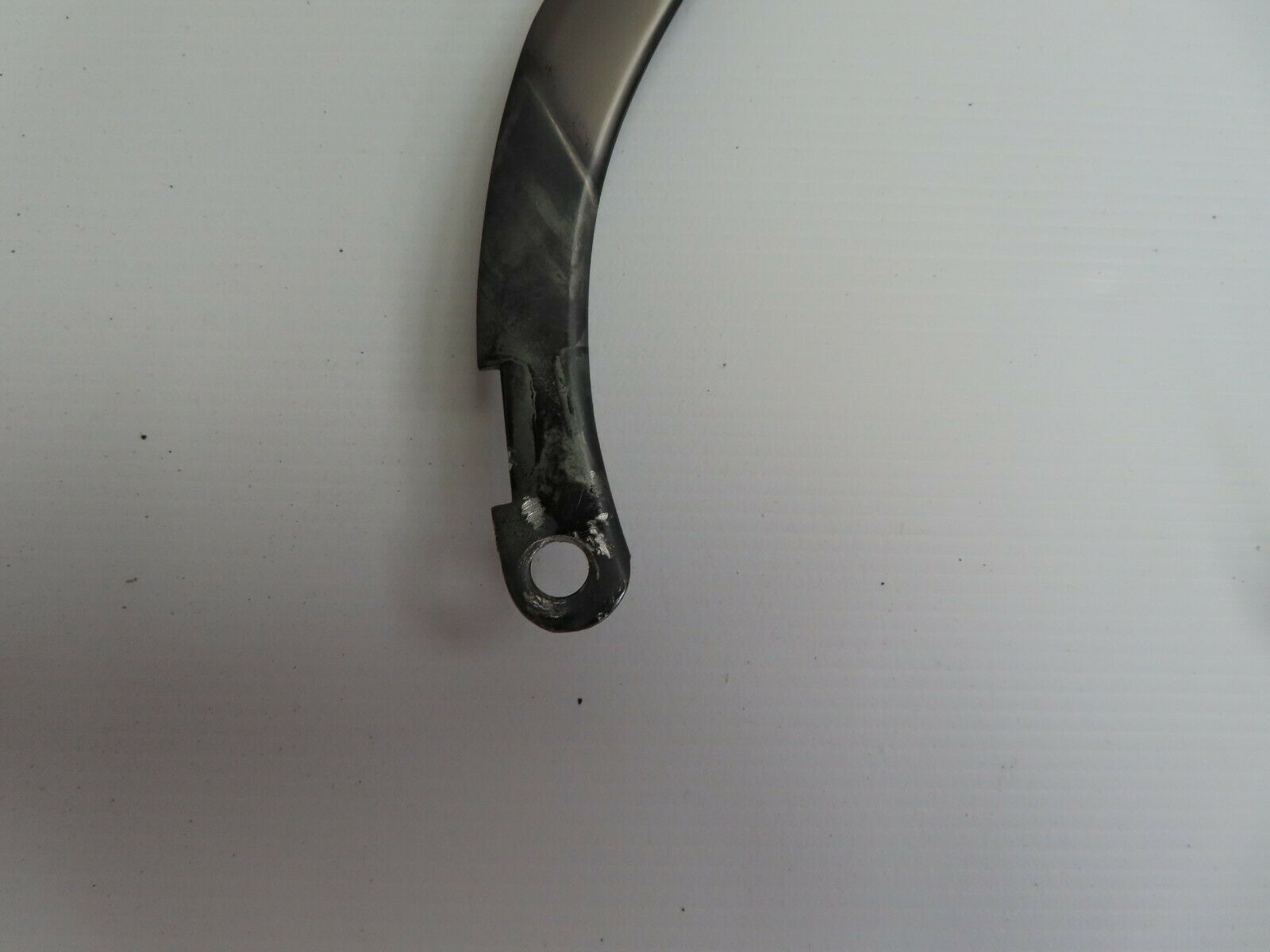 5537 Mercedes-Benz W124 230E Rear Windscreen Chrome Frame