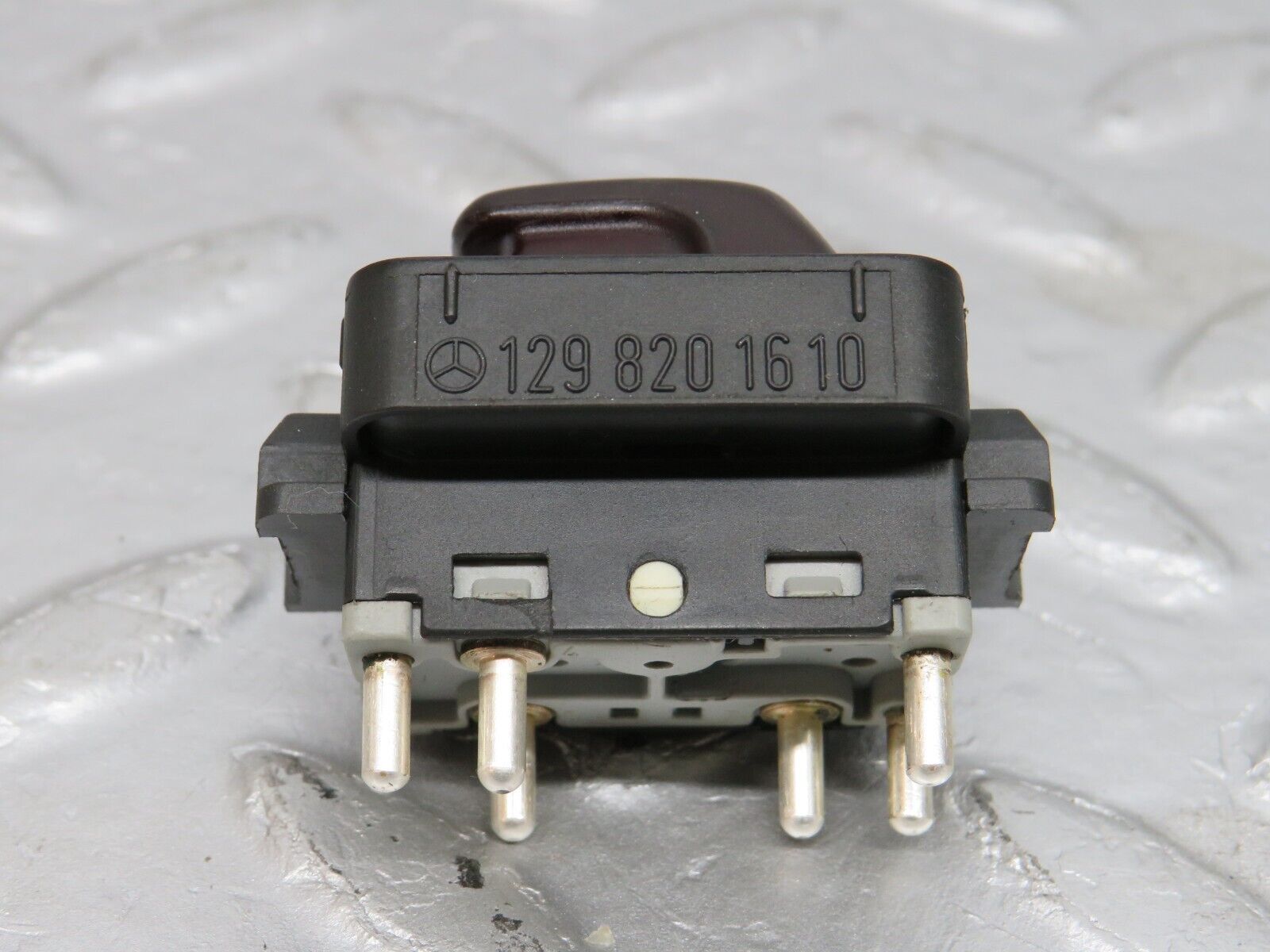39638 Mercedes-Benz R129 320SL Coupe Roof Switch 1298201610