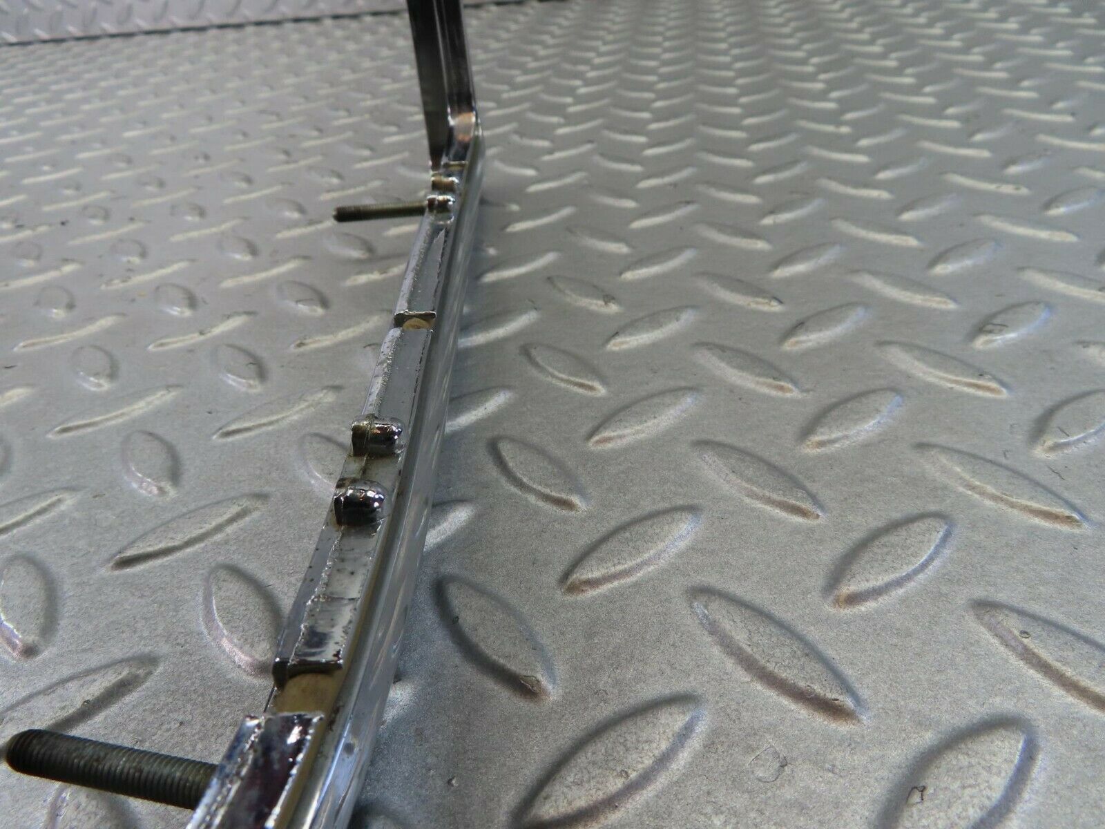 8128 Mercedes-Benz W115 Tail Light Chrome Frame Left