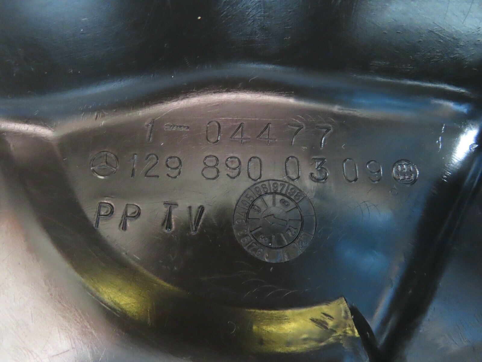 17222 Mercedes-Benz R129 300SL Coupe Spare Wheel Cover 1298900309