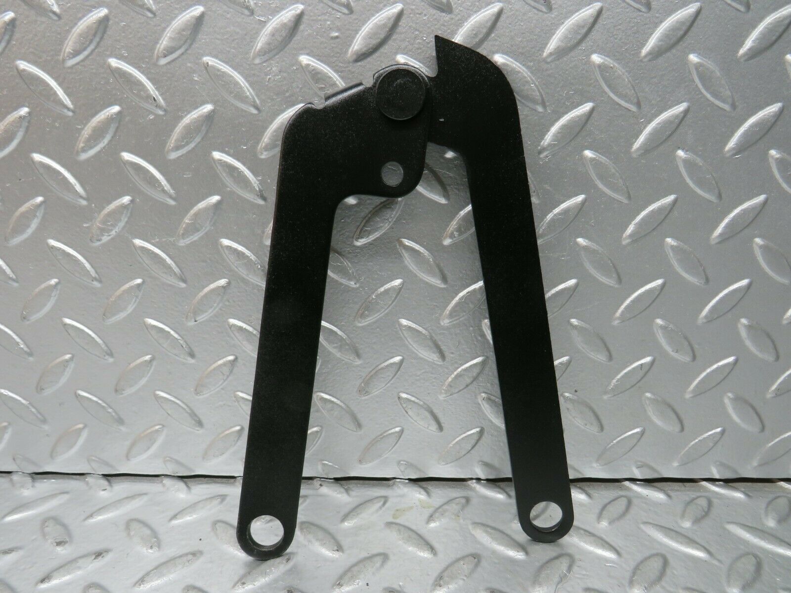 23375 Mercedes-Benz W116 350SE Bonnet Hinge Left Side