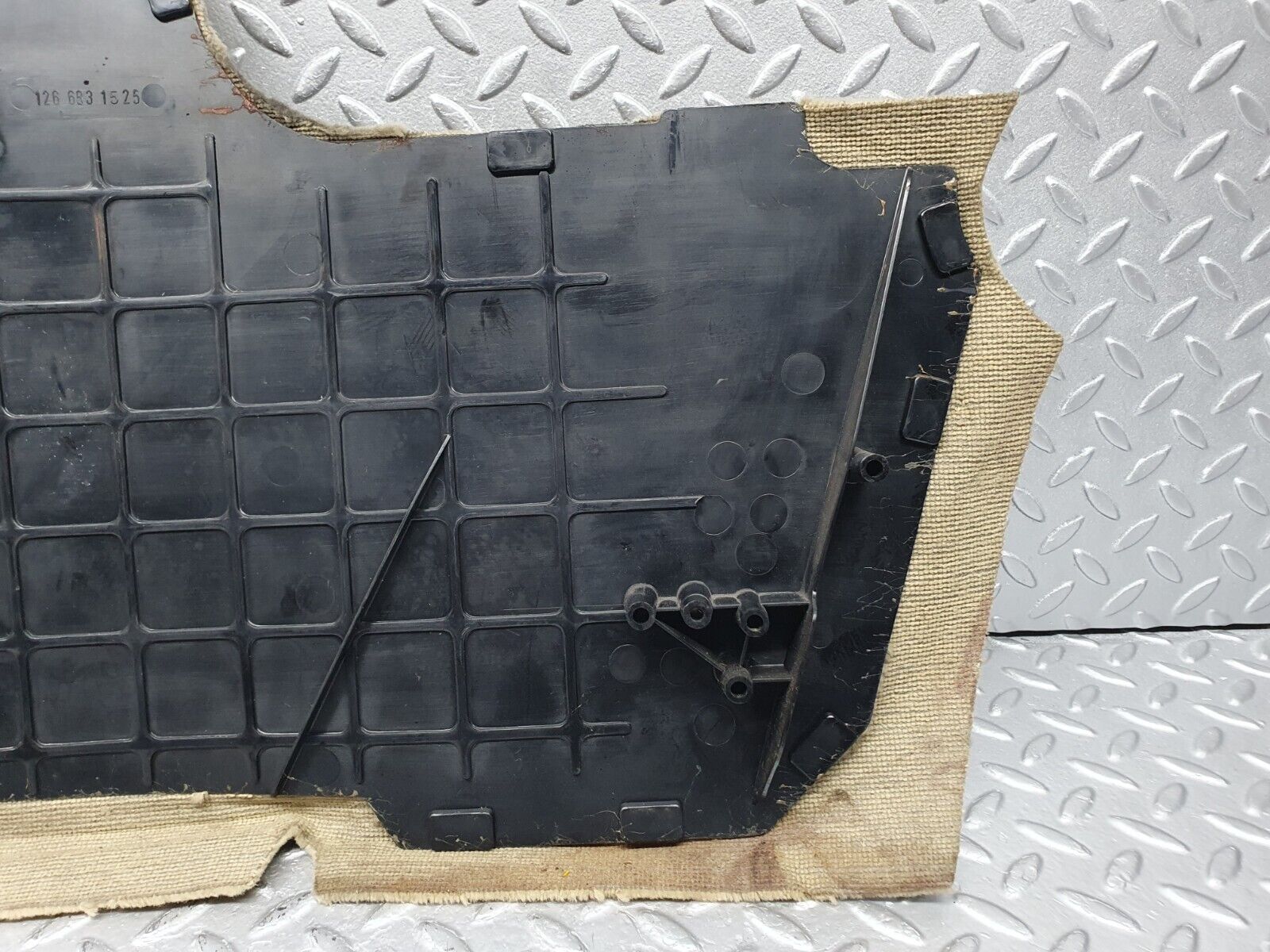 41063 Mercedes-Benz W126 300SE Centre Console Carpet Left Beige 1266831525