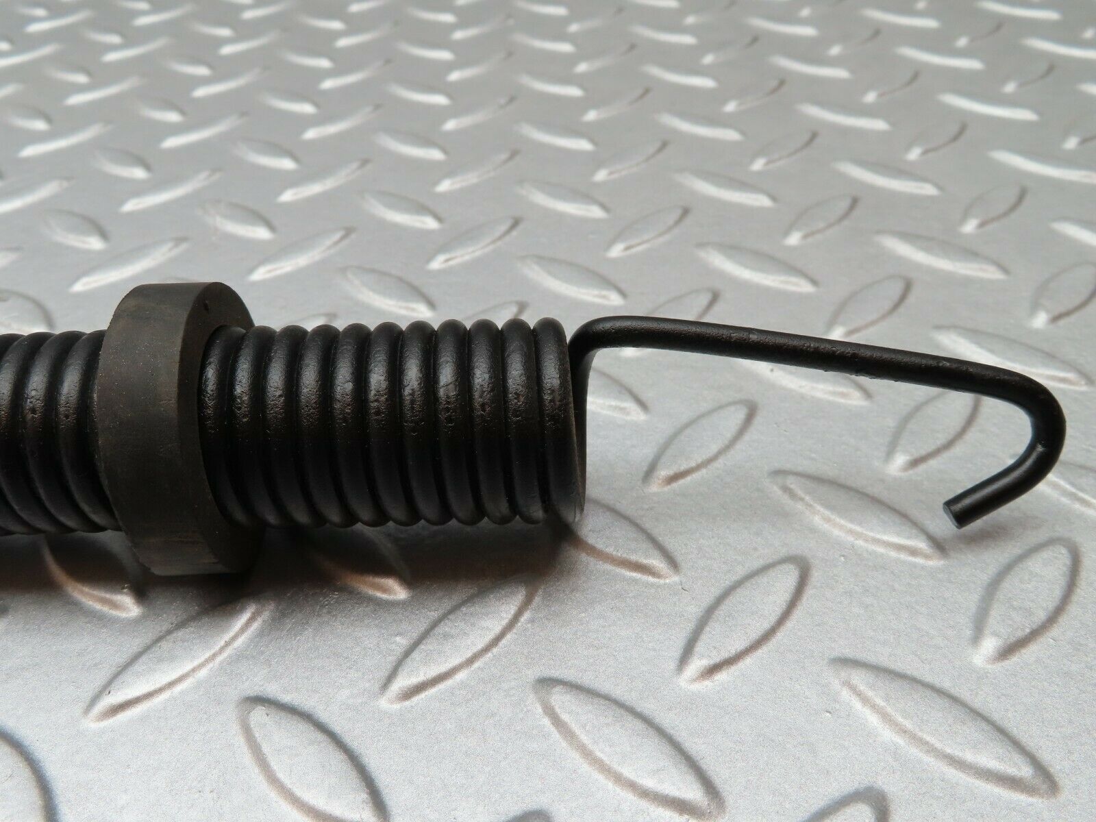 3446 Mercedes-Benz W115 220D Bonnet Hinge Spring