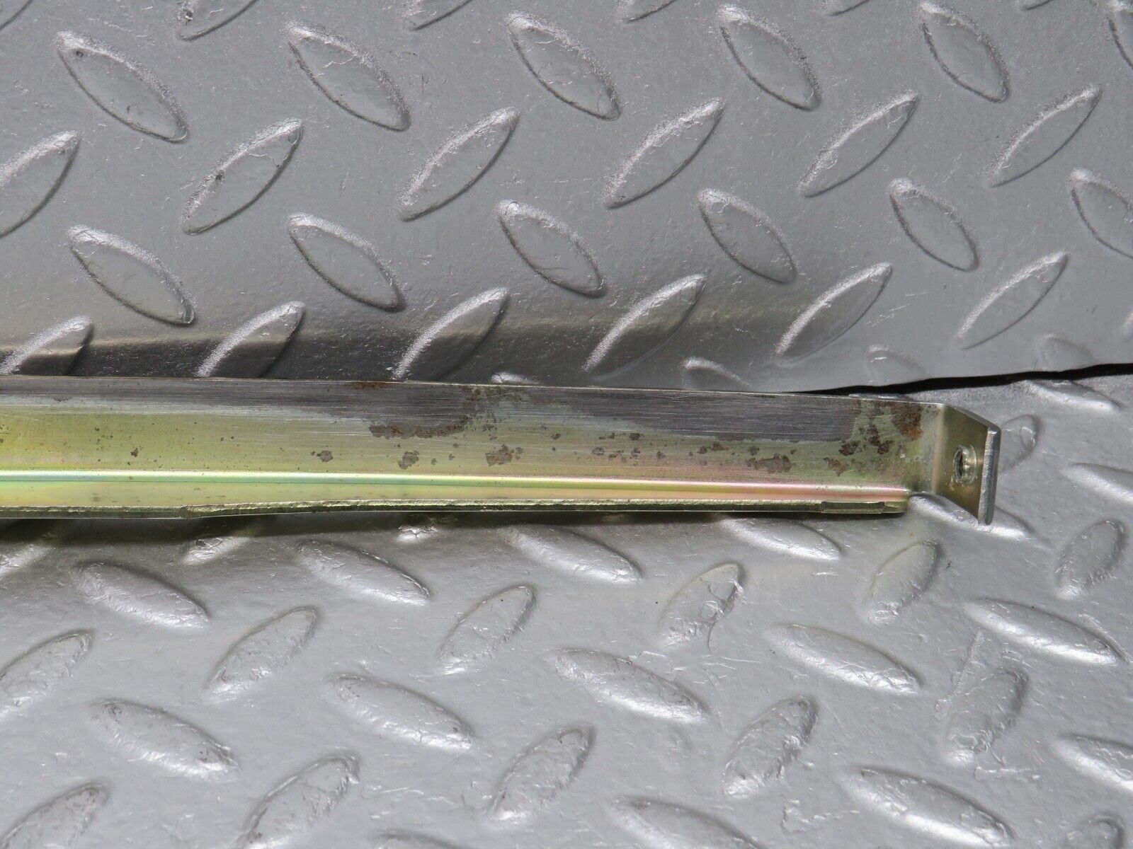 38310 Mercedes-Benz R129 280SL Coupe Front Right Window Channel