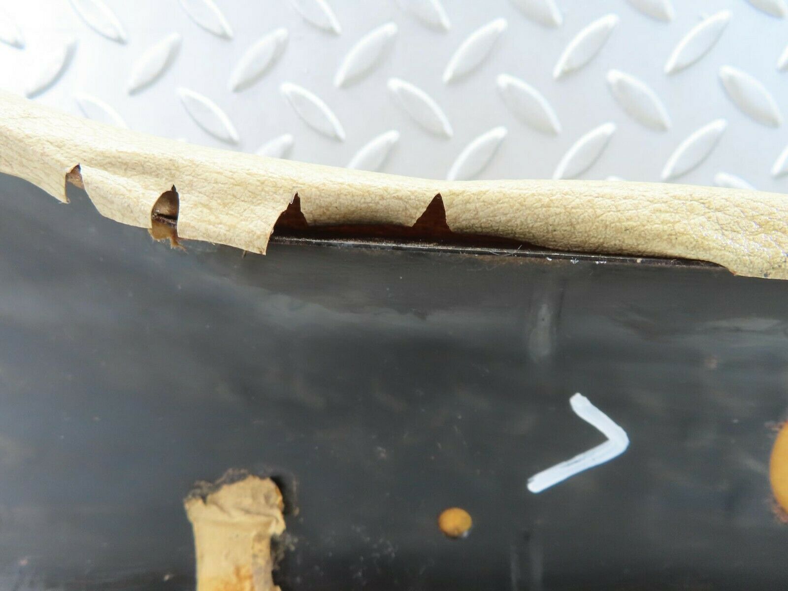 7383 Mercedes-Benz W116 450SE B Pillar Cover Left Side