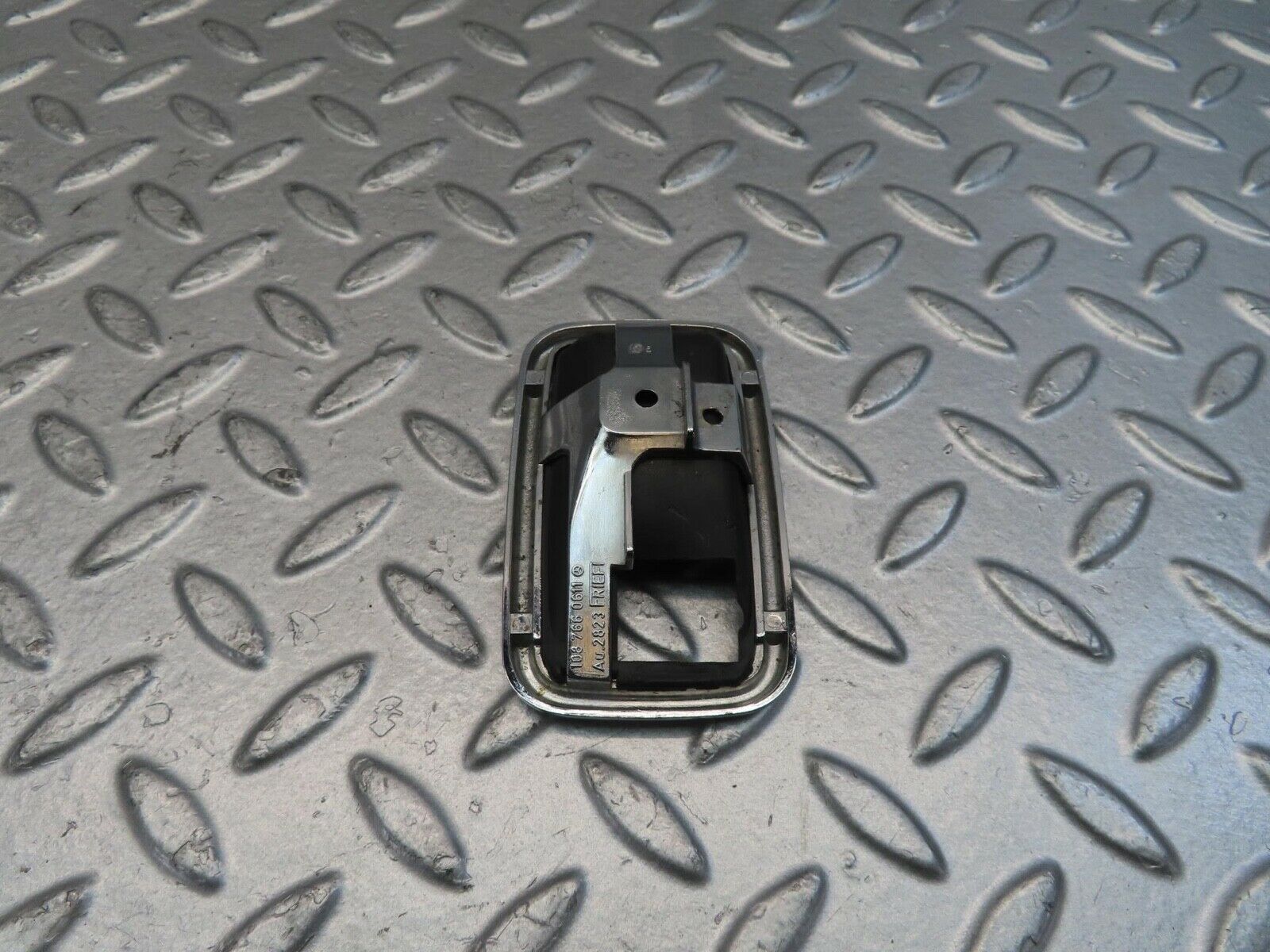 11366 Mercedes-Benz C123 230CE Coupe Frame For Door Opener Right 1087660611