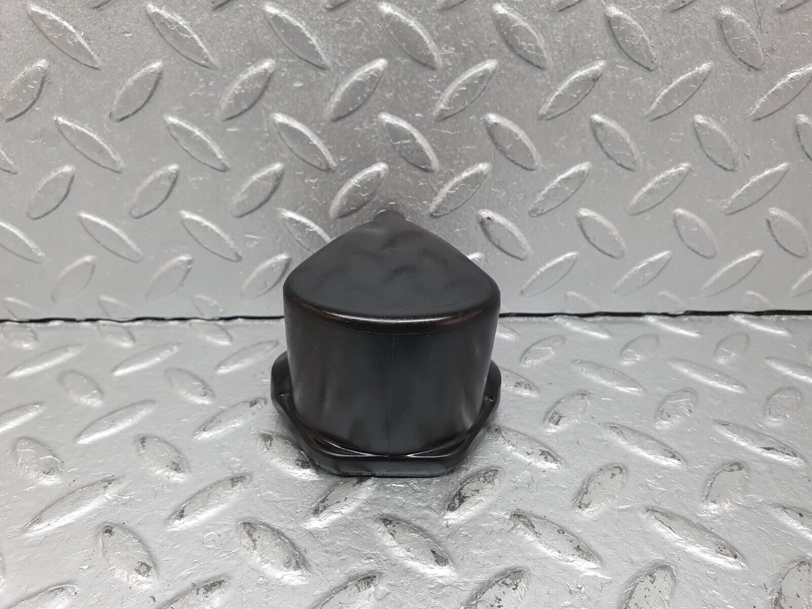 41090 Mercedes-Benz W126 300SE Charcoal Filter 1294700159