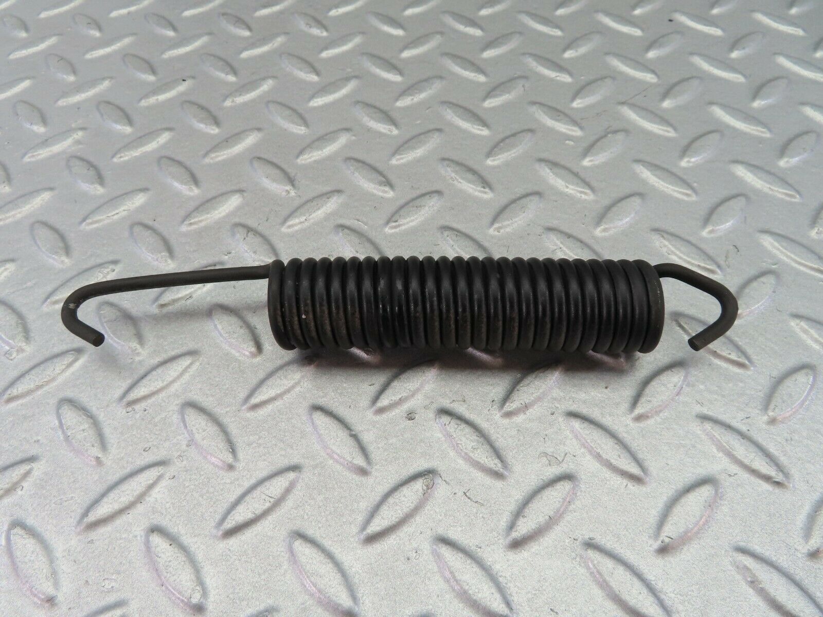 7941 Mercedes-Benz W115 220D Bonnet Hinge Spring