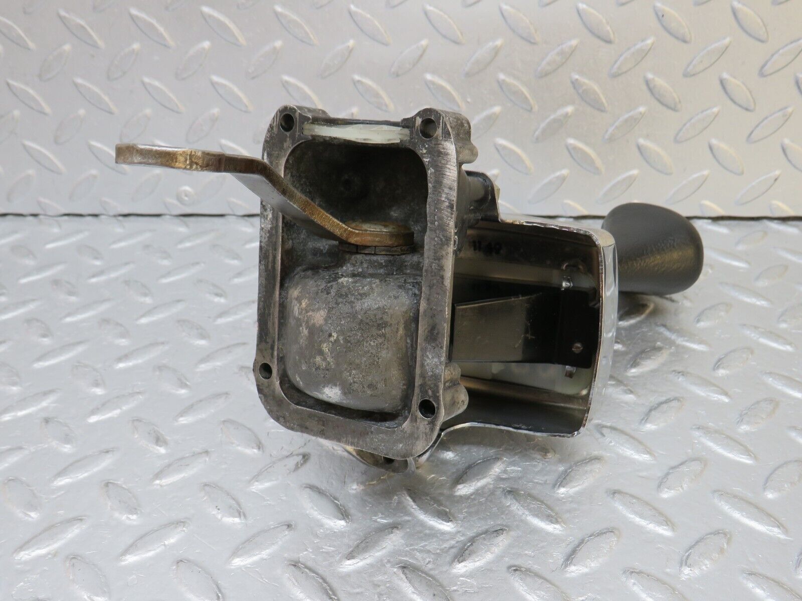 37536 Mercedes-Benz W109 300SEL Automatic Gear Shift Selector