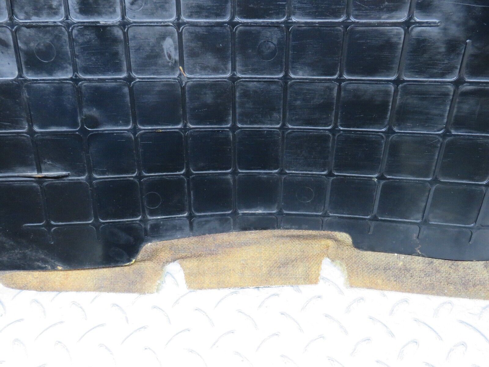 34383 Mercedes-Benz C126 380SEC Coupe Centre Console Carpet Right 1266831225