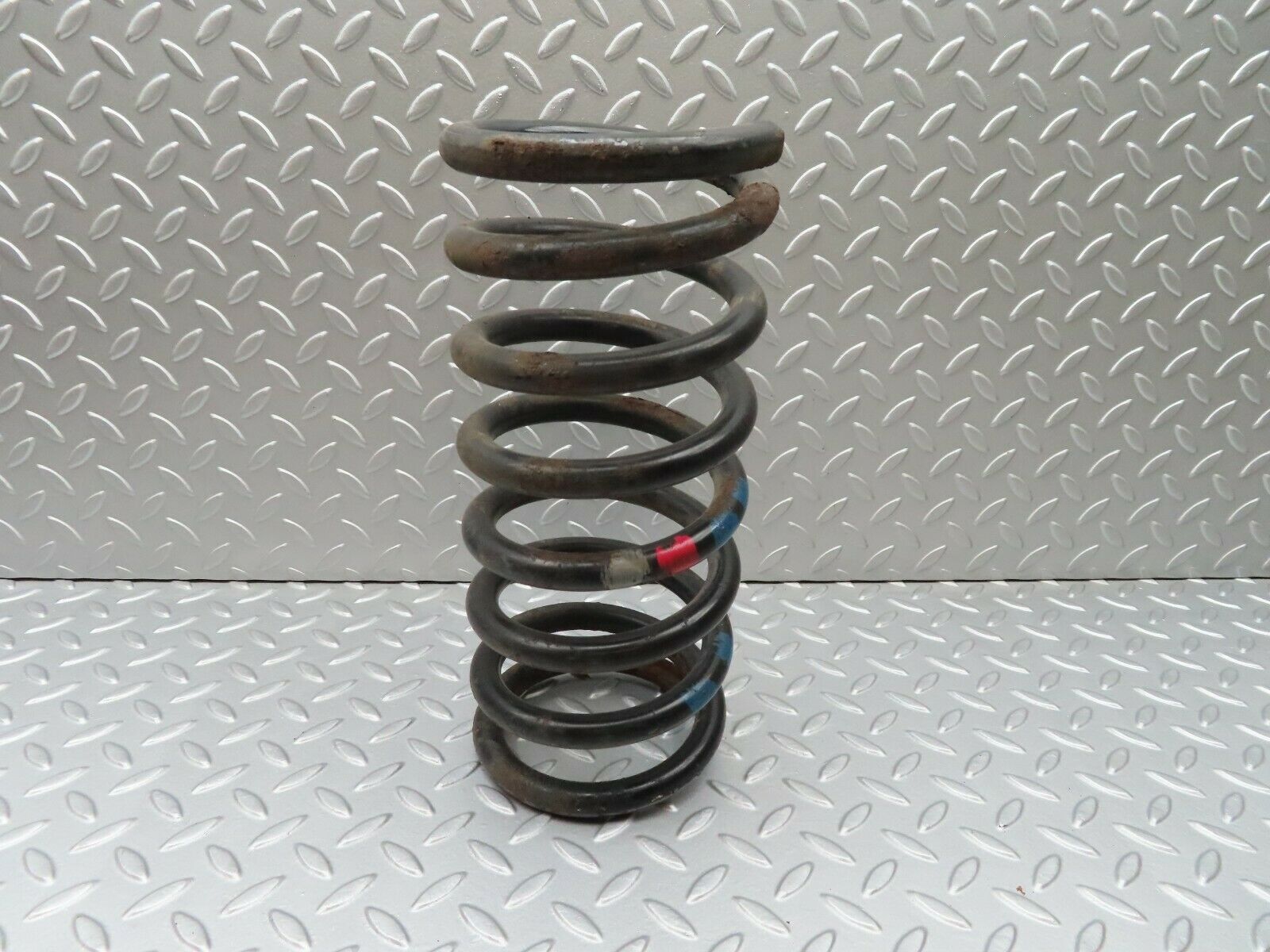 3677 Mercedes-Benz W108 280SE Rear Coil Spring