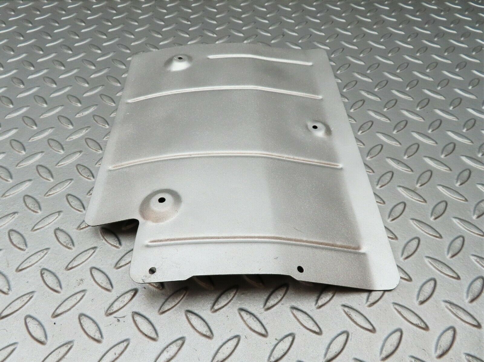 3995 Mercedes-Benz S123 200T Wagon Exhaust Heat Shield