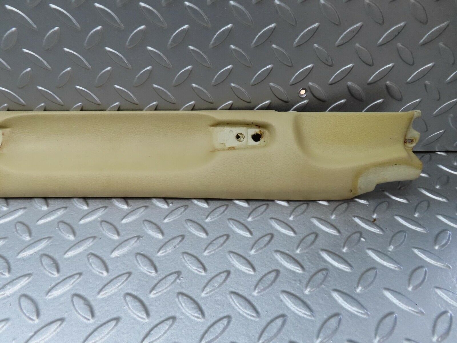 13944 Mercedes-Benz C107 280SLC C Pillar Cover Left Side Cream