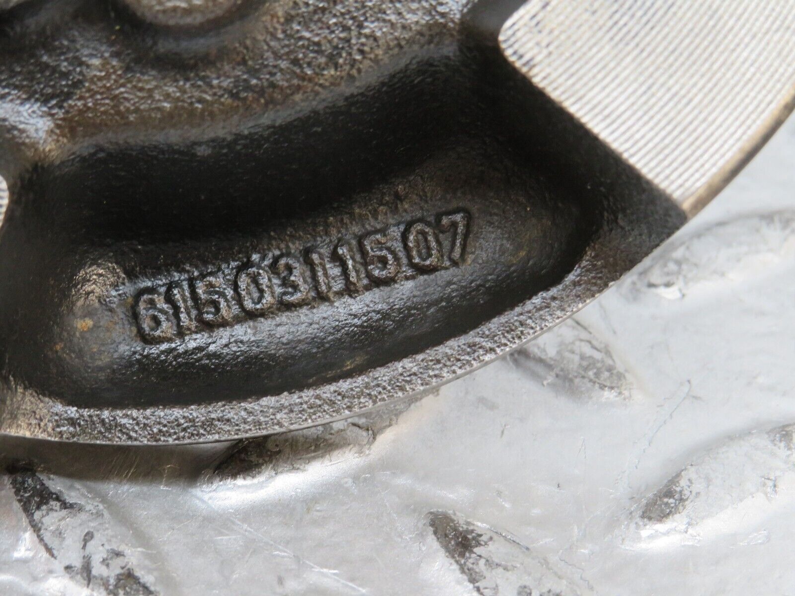 28428 Mercedes-Benz S123 240D Crankshaft Vibration Damper 6150311507