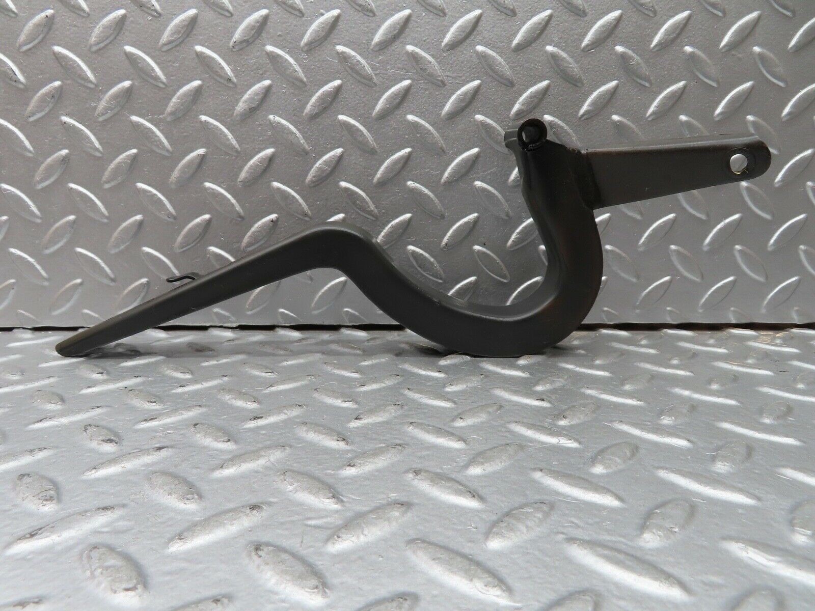 21208 Mercedes-Benz W123 230E Trunk Hinge Right Side 1237500287