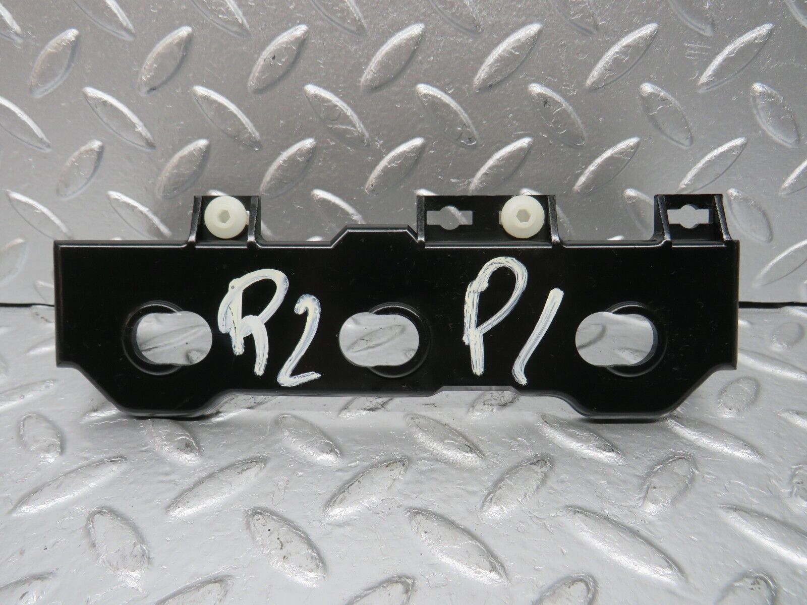 30815 Mercedes-Benz W201 190E 2.0L Heater Control Switch Holder Panel 2018330414